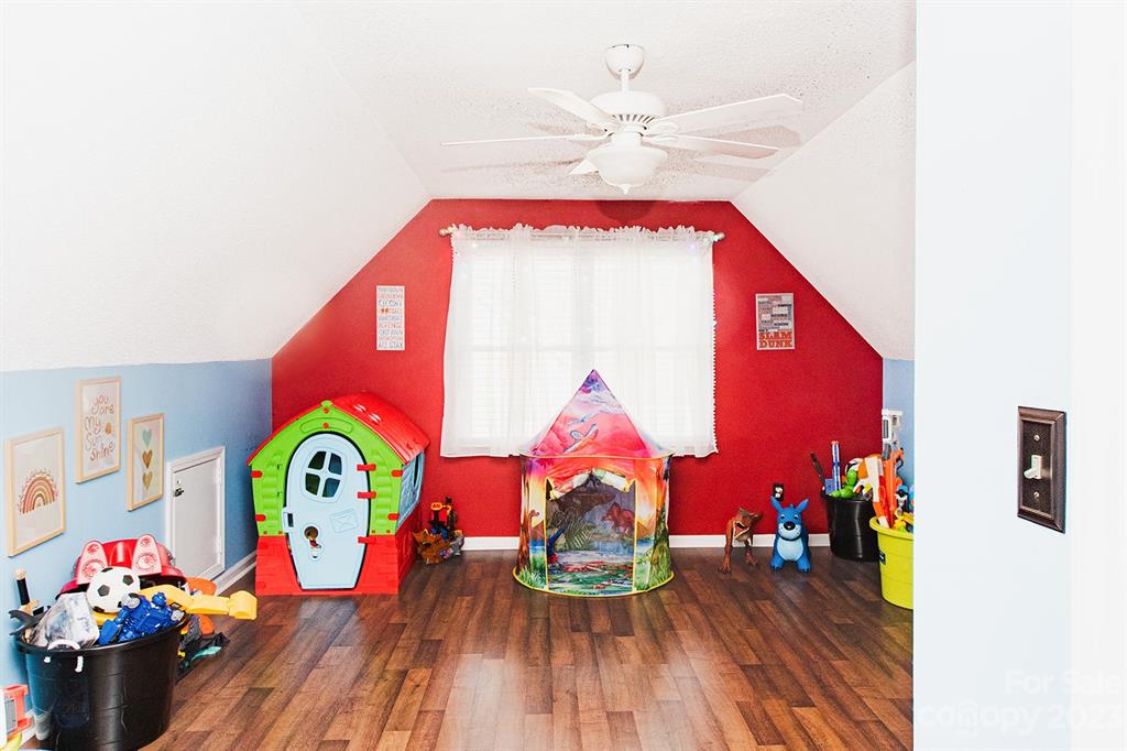 Vickers Plantation - Residential