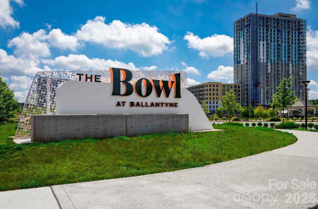 Creek Water Townhomes - Residential