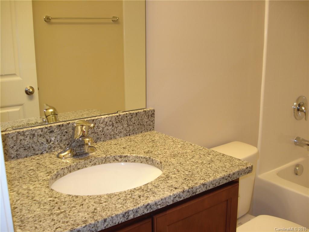 Brandon Oaks - Residential Lease