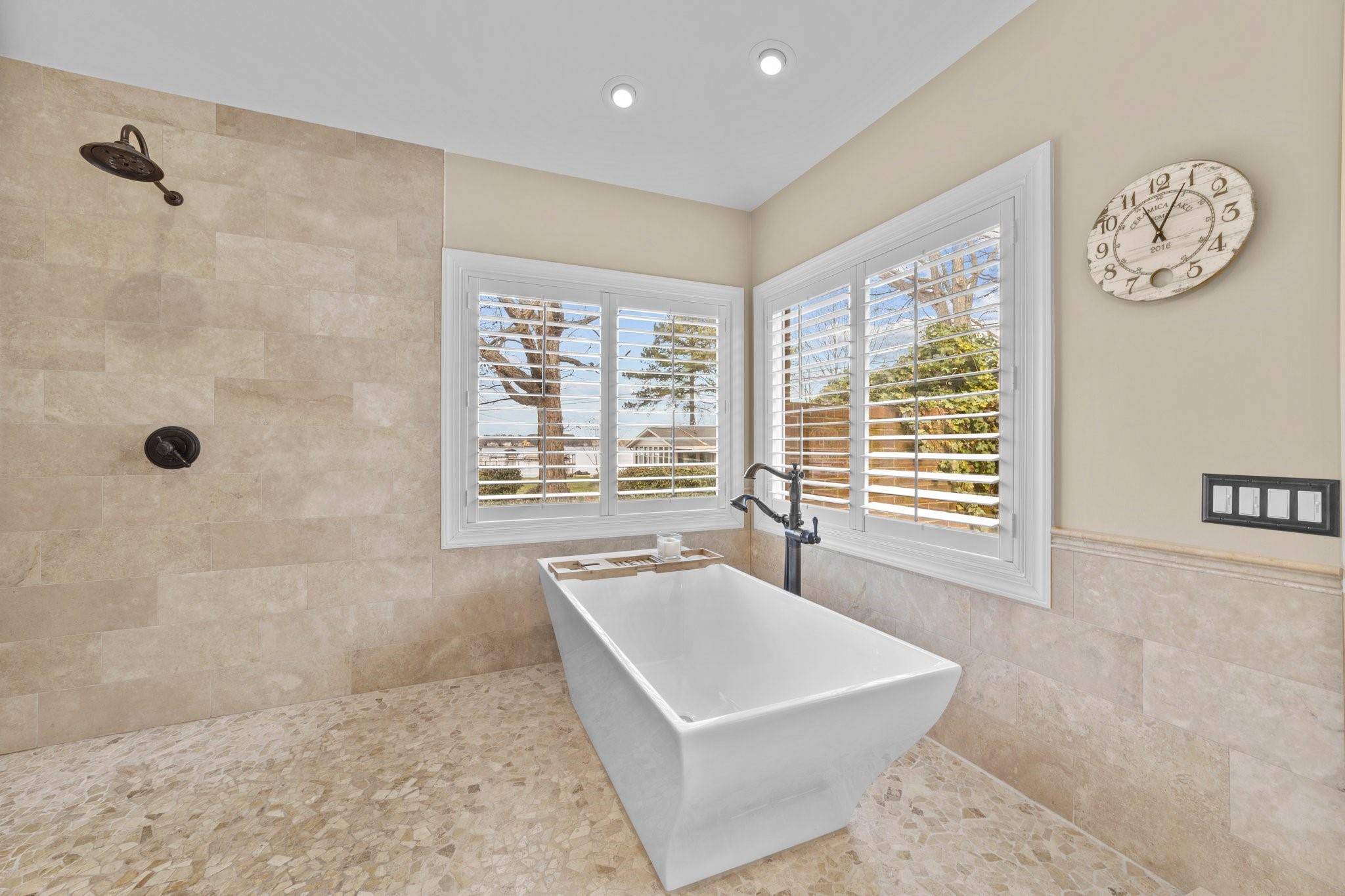 100 Norman Place - Residential Lease