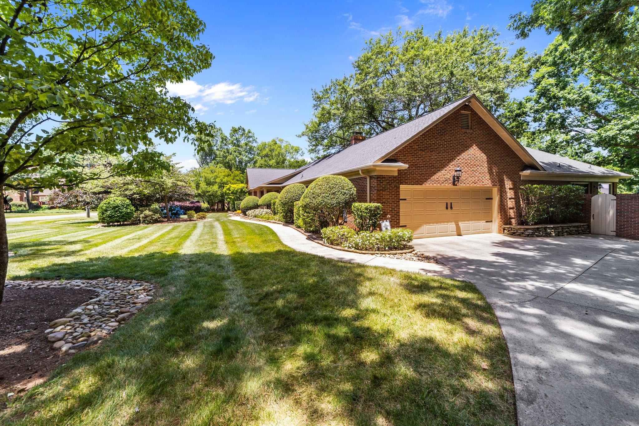 100 Norman Place - Residential Lease