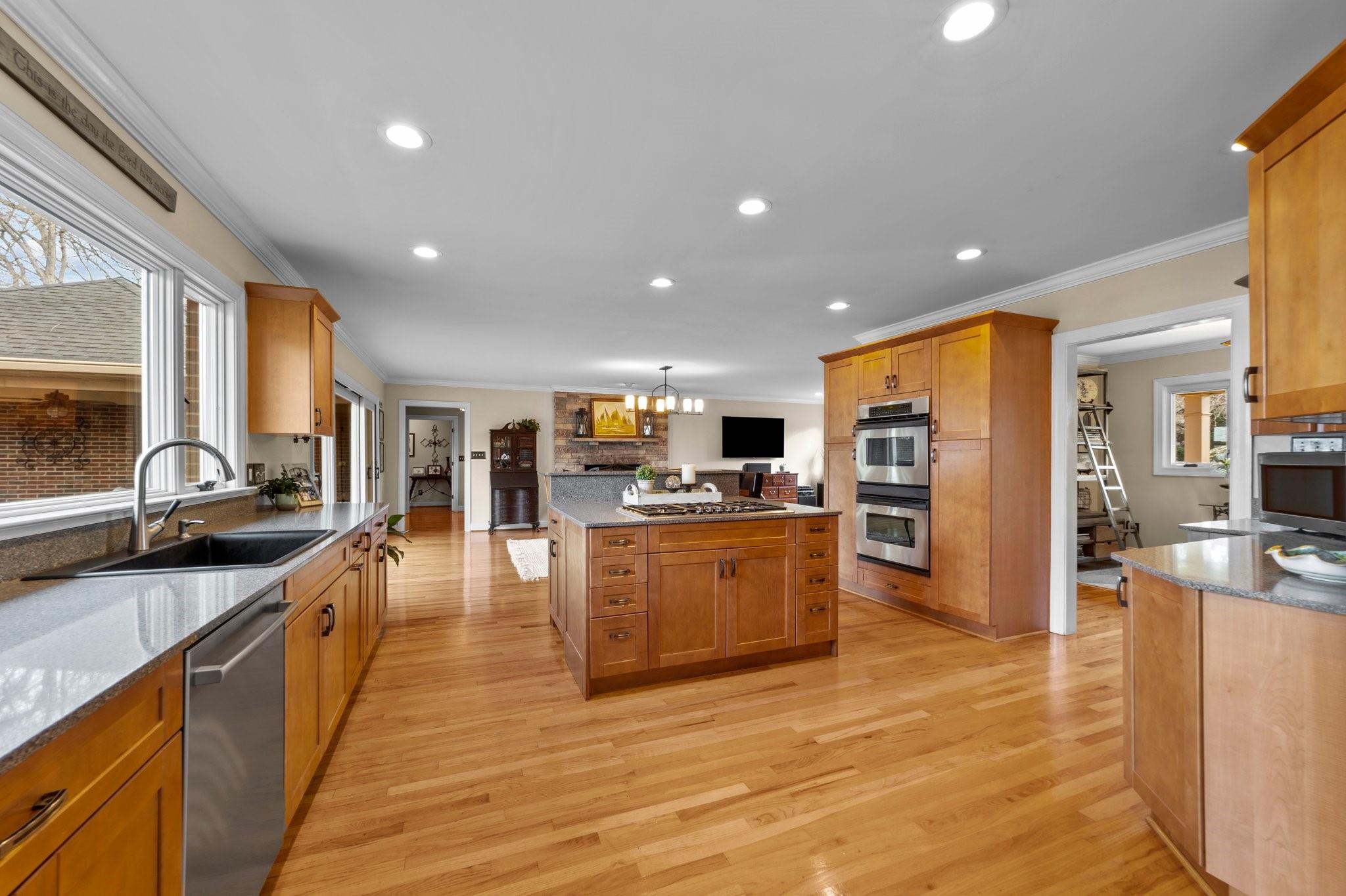 100 Norman Place - Residential Lease