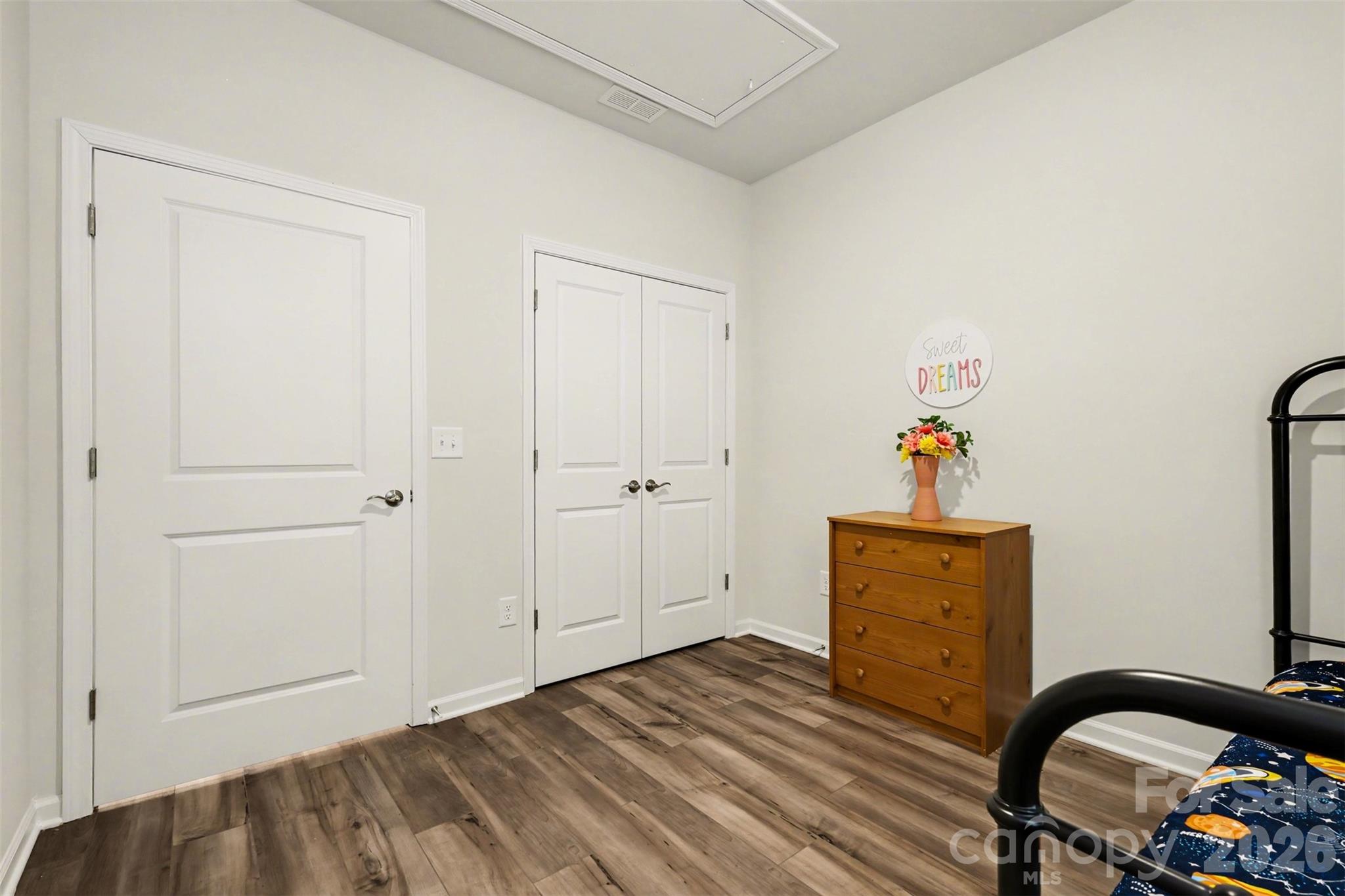 Elizabeth - Residential