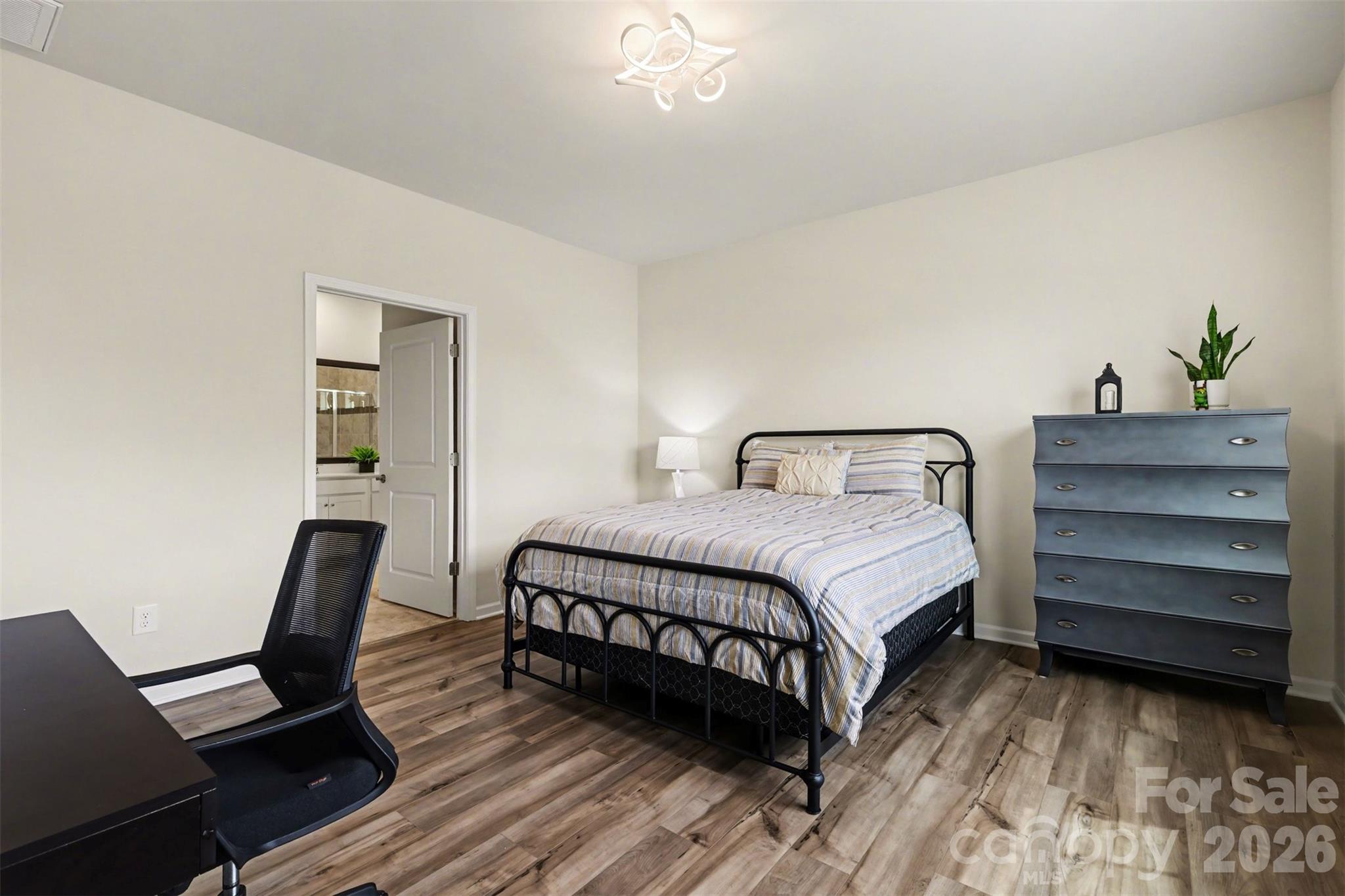 Elizabeth - Residential