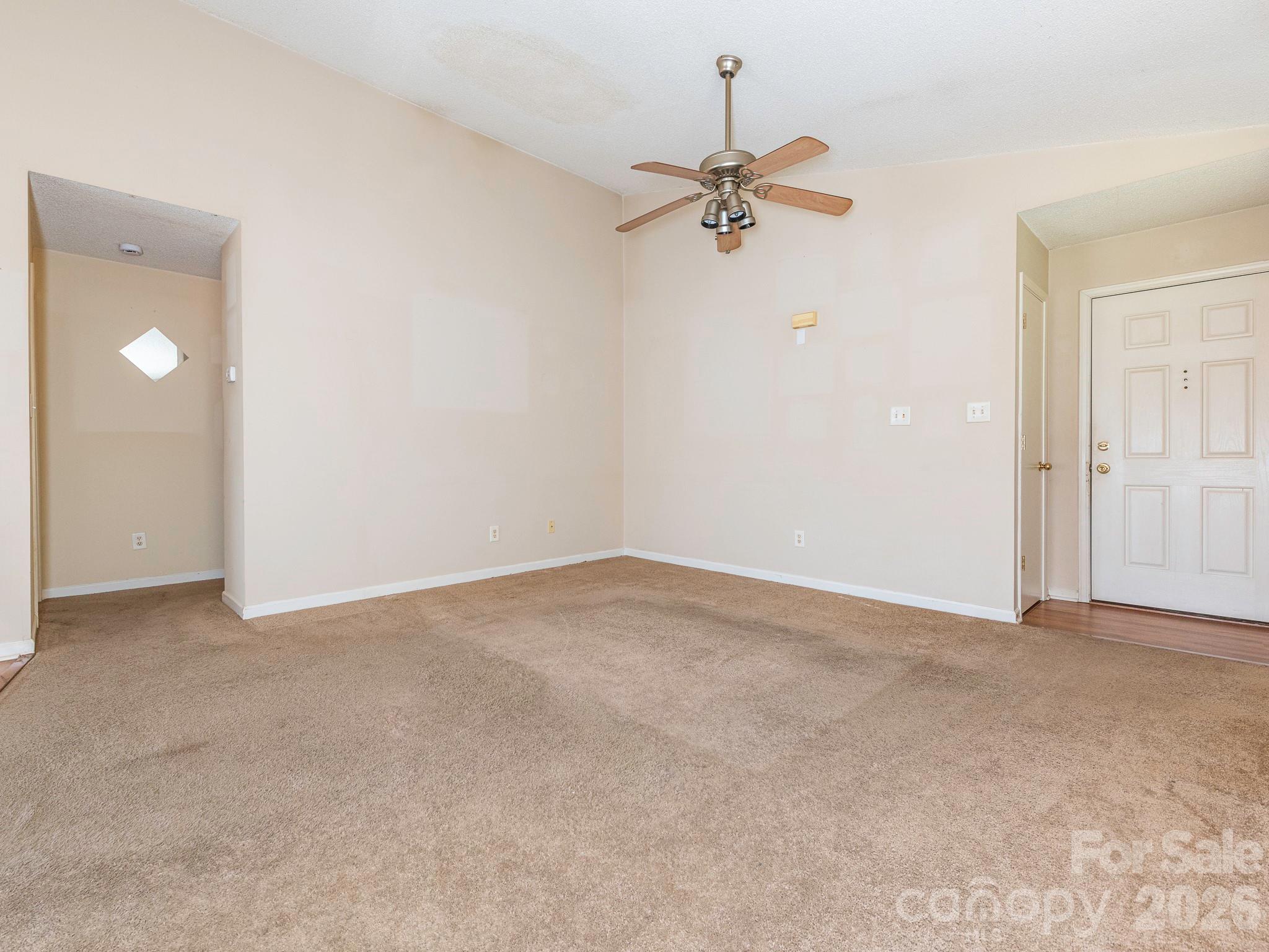 3052 Rockingham Court SW