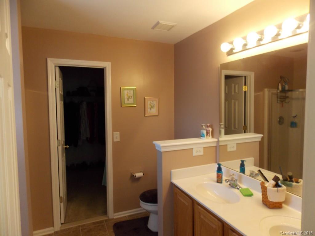 Autumn Cove At Lake Wylie - Residential