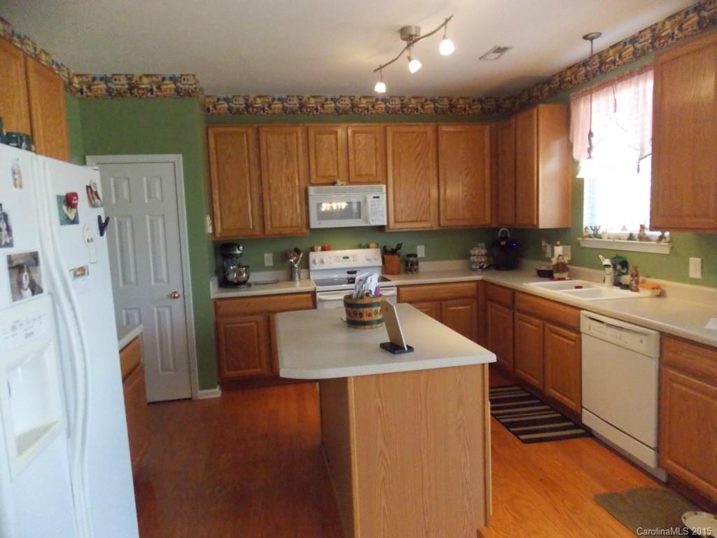 Autumn Cove At Lake Wylie - Residential