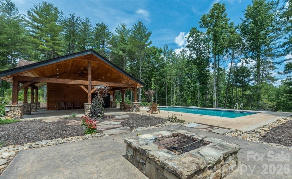 The Peninsula at Lake James - Land