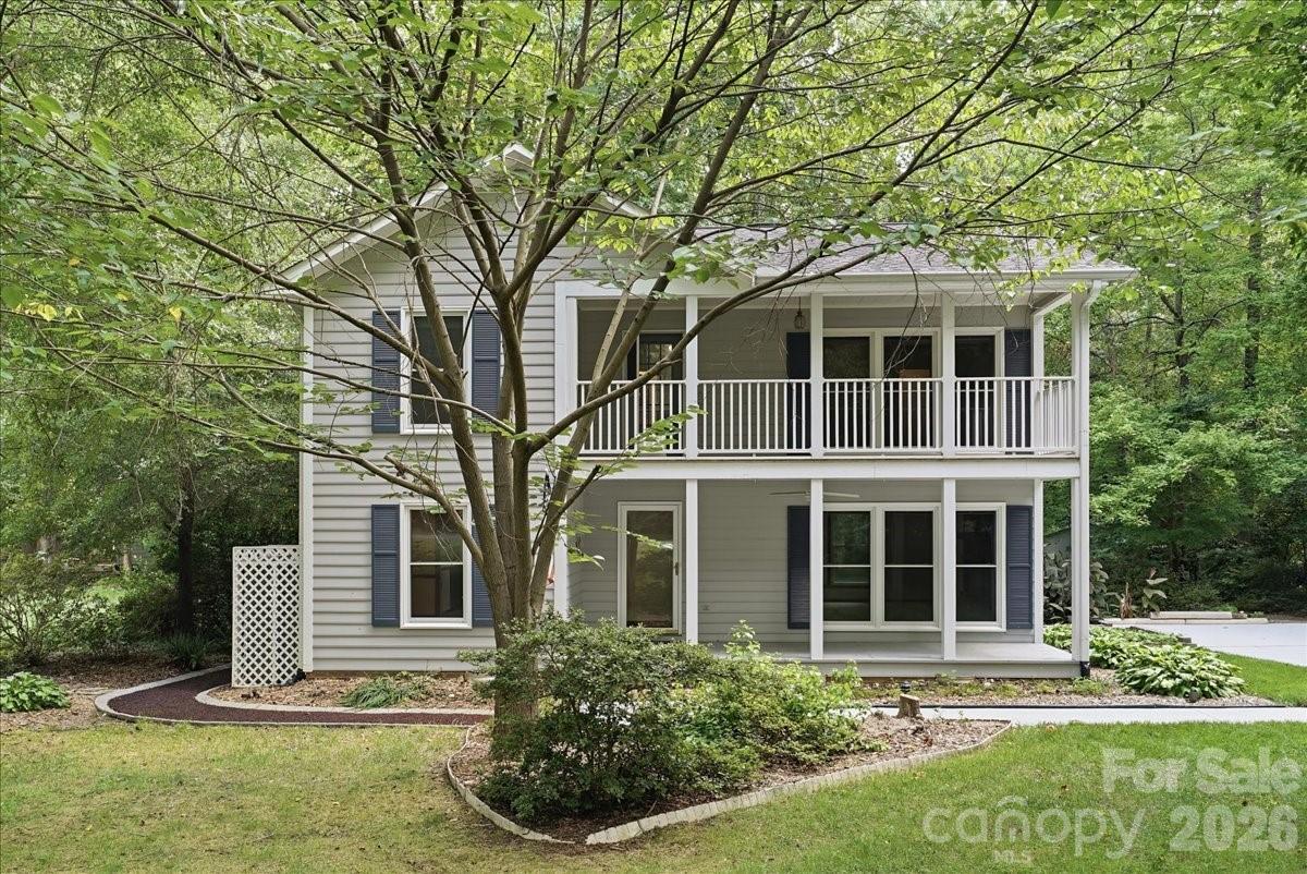 13930 Maple Hollow Lane