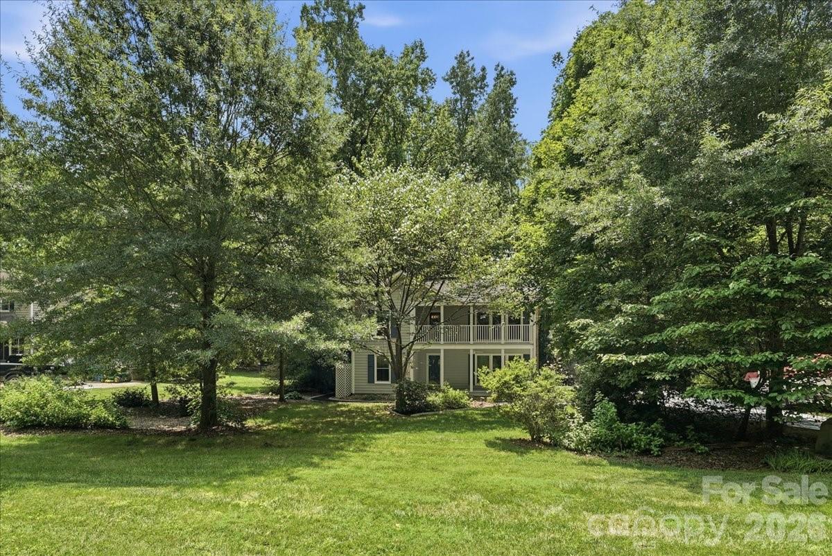 13930 Maple Hollow Lane