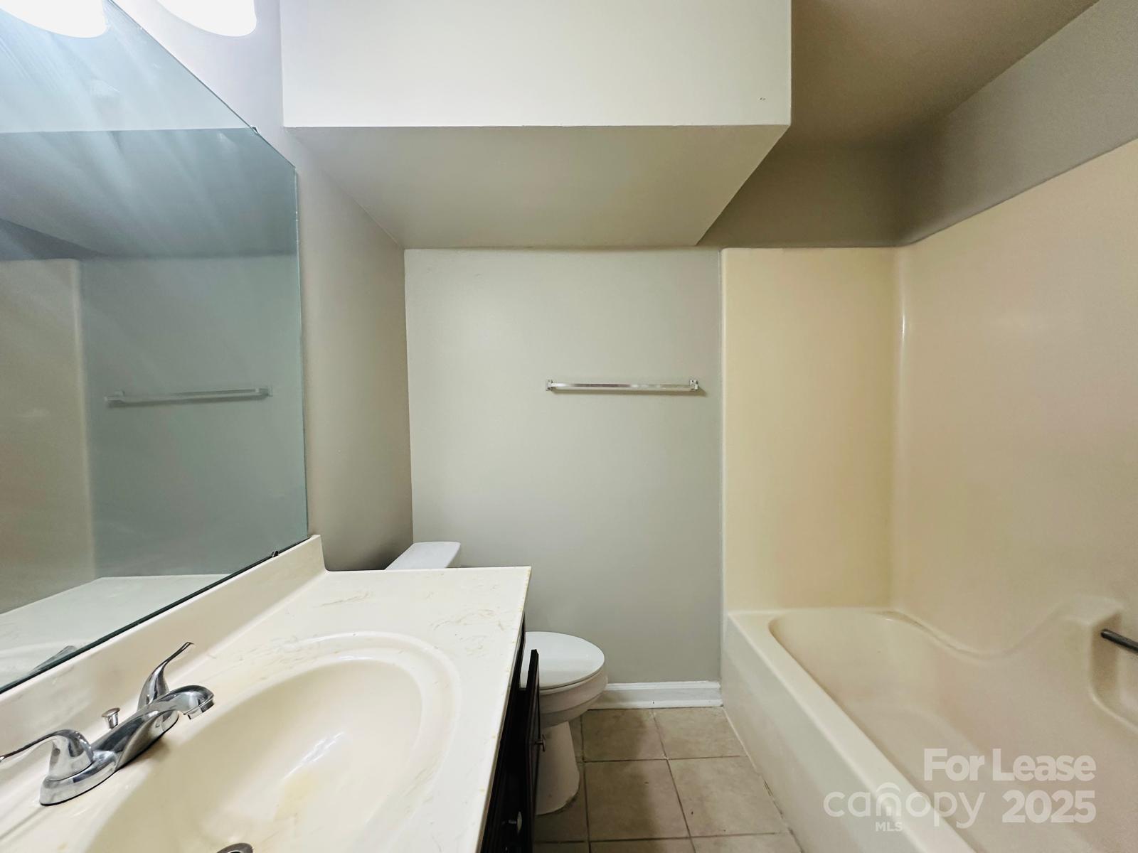 Alexander Towne - Residential Lease