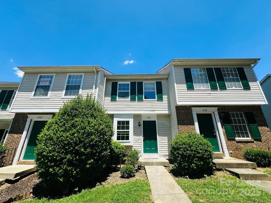 Located just minutes from UNCC, this end-unit, 3-story townhome offers extra privacy and easy access to everything University City has to offer. The main floor features an open kitchen with wood panel flooring throughout, along with two sliding doors leading to a spacious back porch—perfect for relaxing. Upstairs, you'll find two bedrooms with soft carpeting and a full bathroom. The lower level includes a third bedroom, another full bathroom, and a laundry room for added convenience. As an end unit, this home benefits from extra natural light and a more private feel. This townhome is within walking distance of UNCC and surrounded by shopping, dining, and entertainment options. It's also within 5 miles of a Planet Fitness, making it easy to stay active. A washer and dryer are provided for your convenience. Don't miss out on this incredible opportunity—apply today!