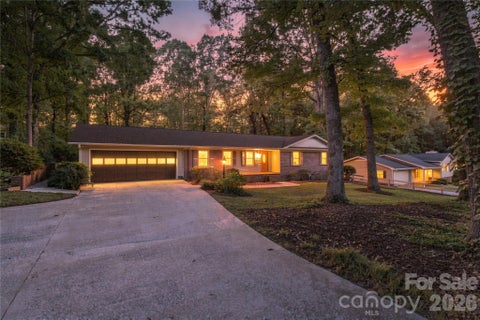 Photo of 2604 Shearer Drive, Statesville, NC 28625 (MLS # 4428031)