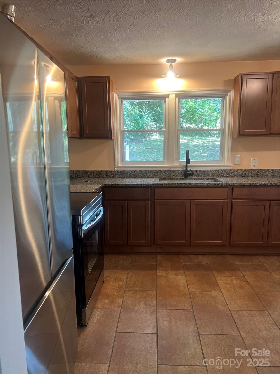1320 Kings Circle