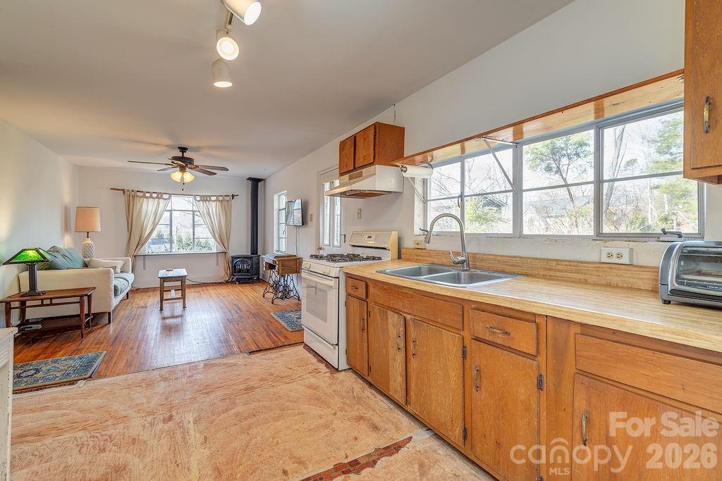 Pine Burr Park - Residential