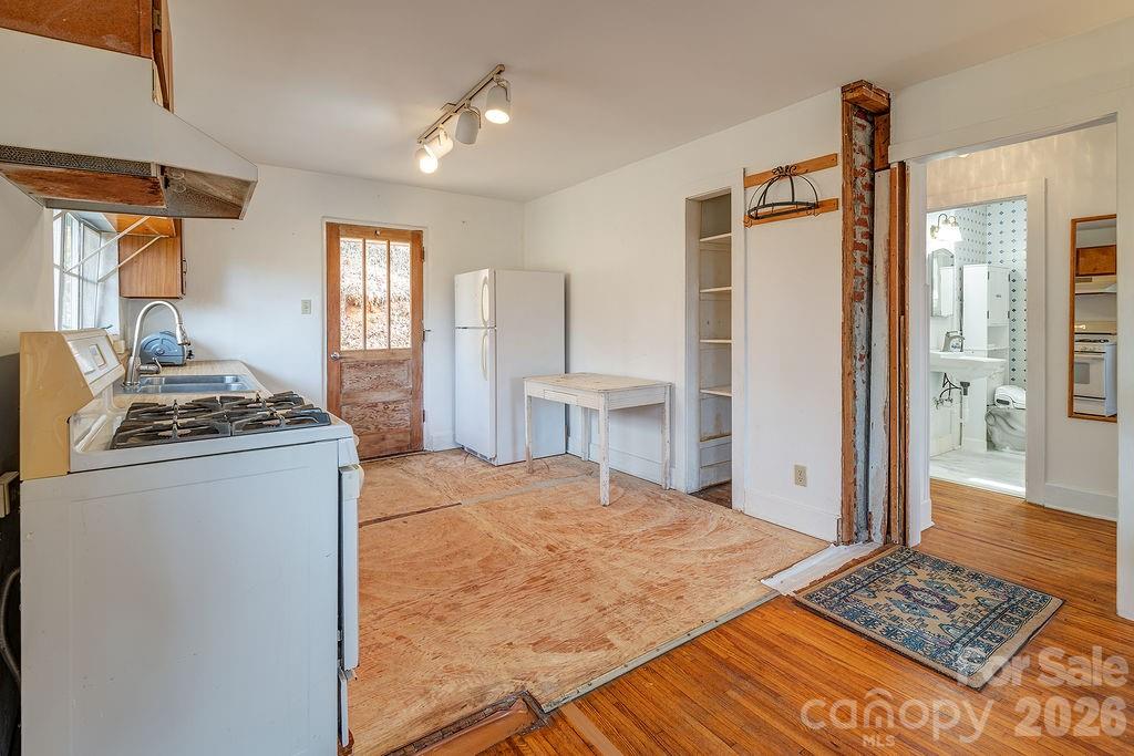 Pine Burr Park - Residential