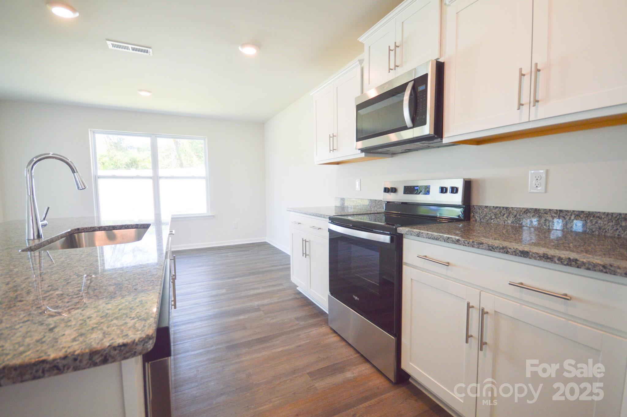 73 Lillian Lane