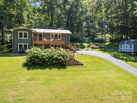 1903 Mauney Cove Road Waynesville NC 28786