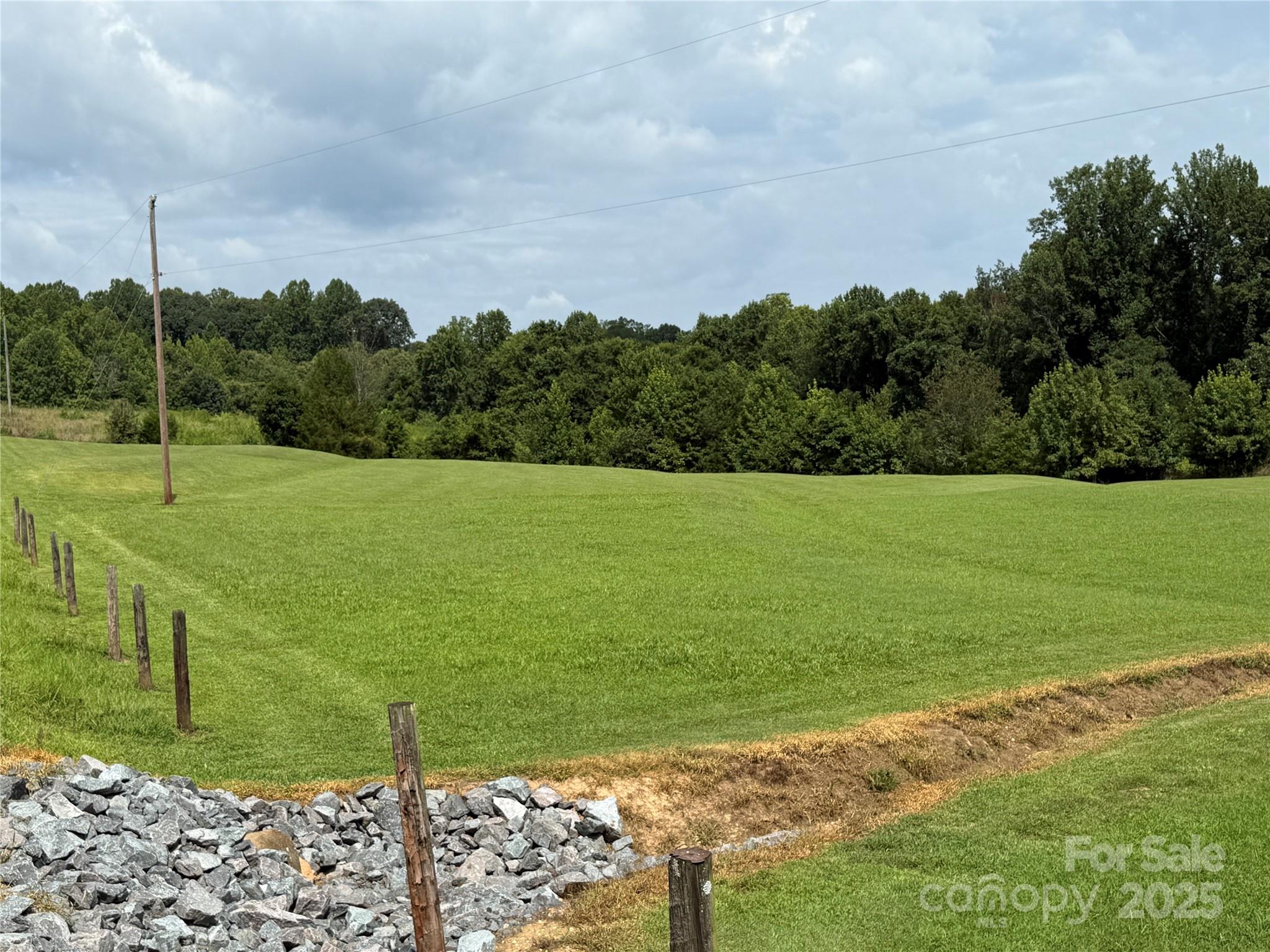 166 Bowles Road