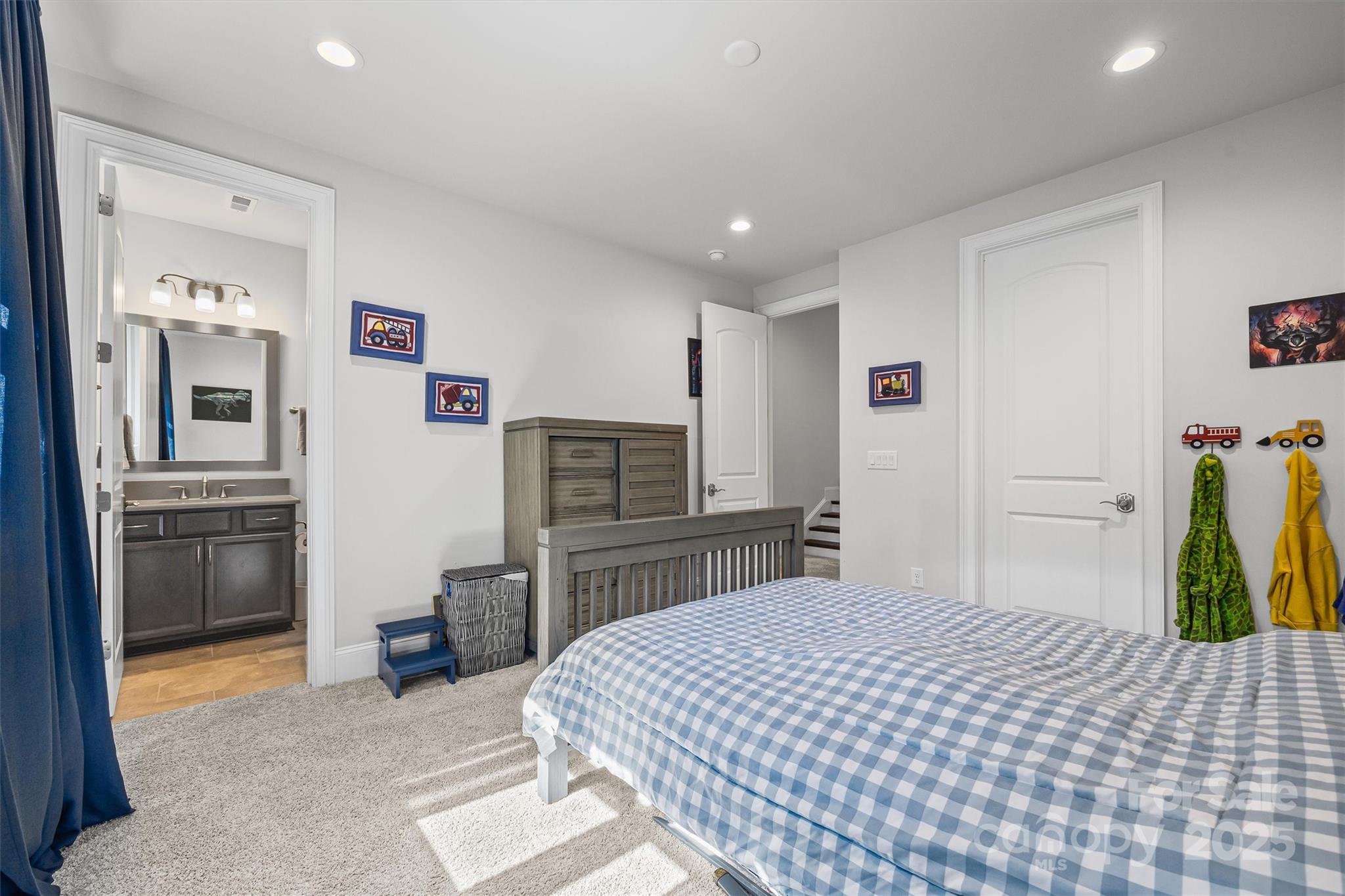 The Falls at Weddington - Residential