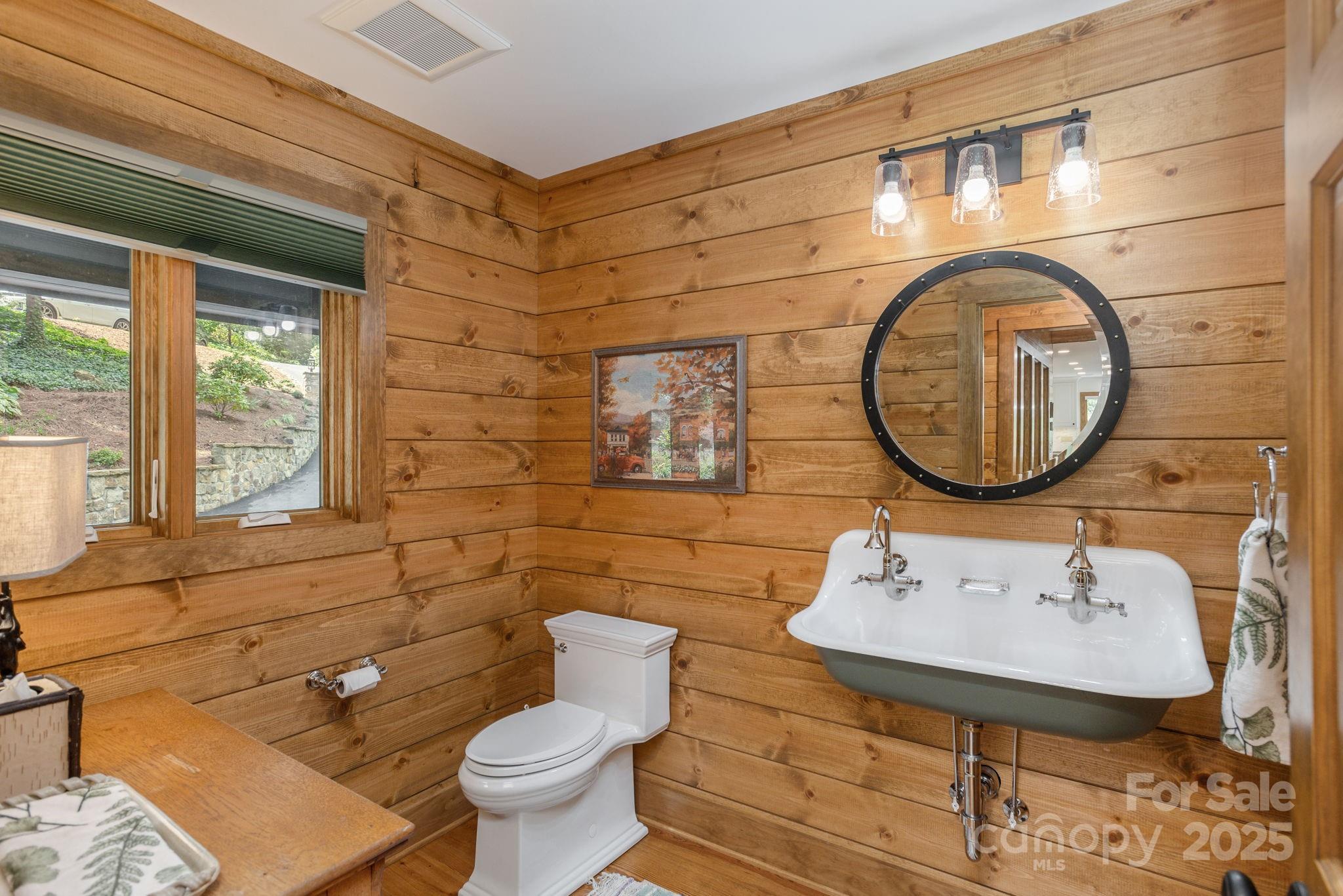 Apple Hill - Residential