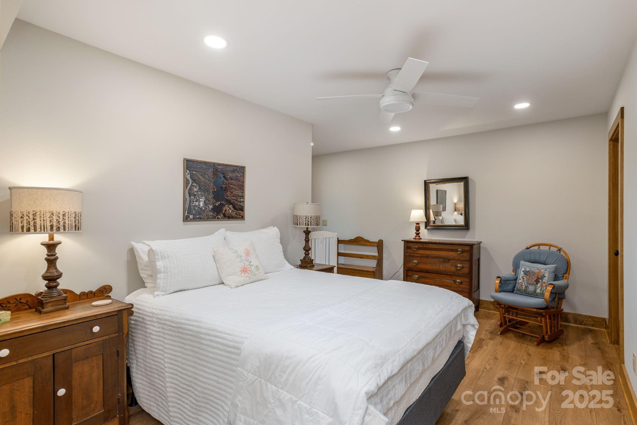 Apple Hill - Residential