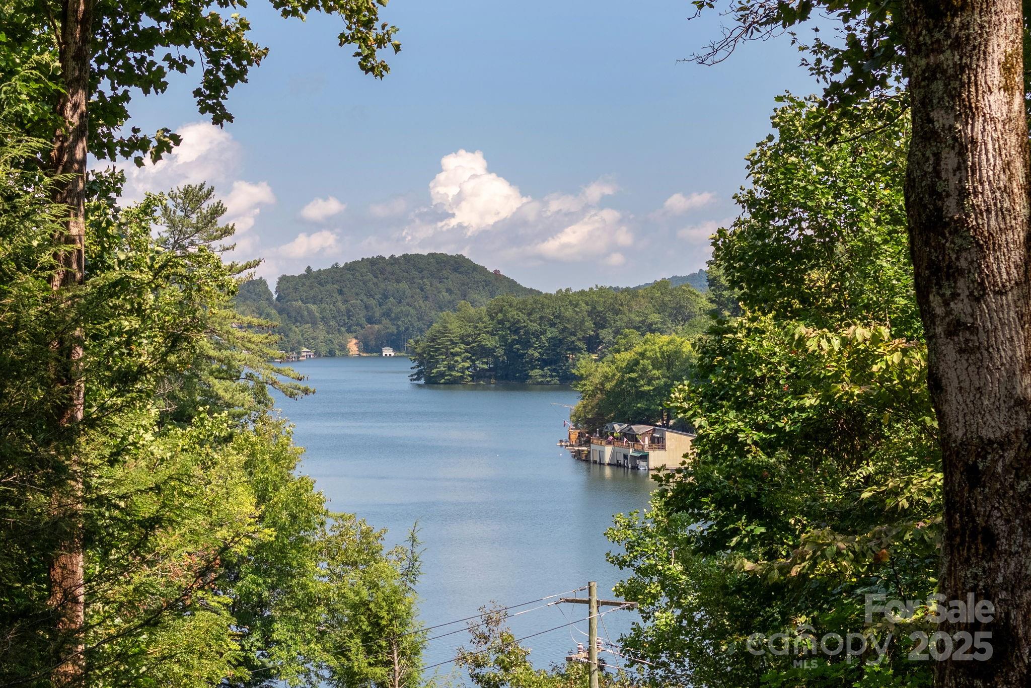 473 S Lake Summit Road