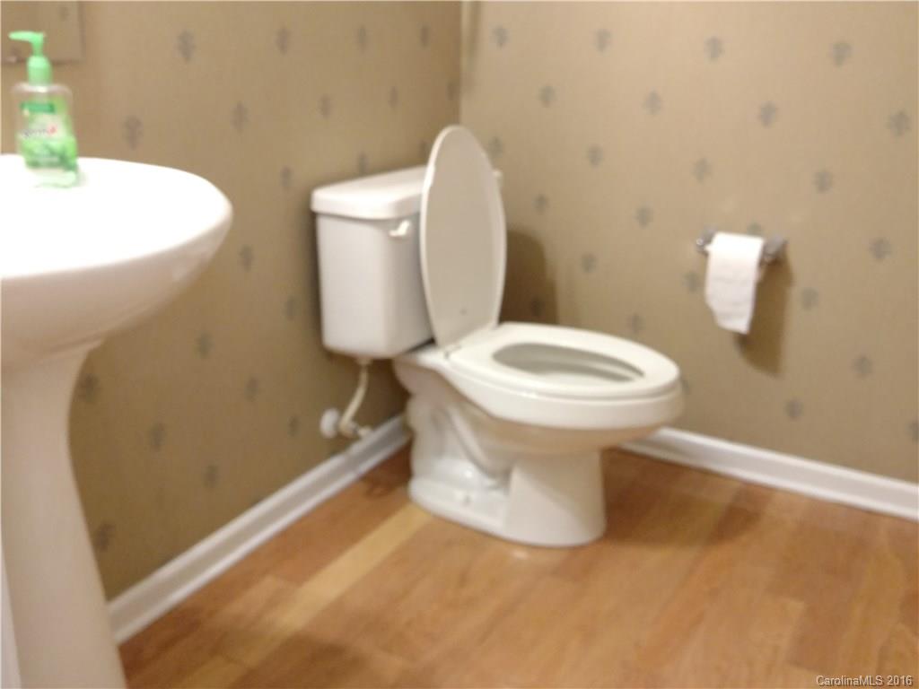 Sandy Pointe - Residential