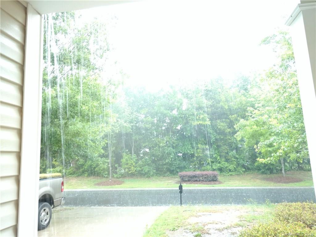 Sandy Pointe - Residential