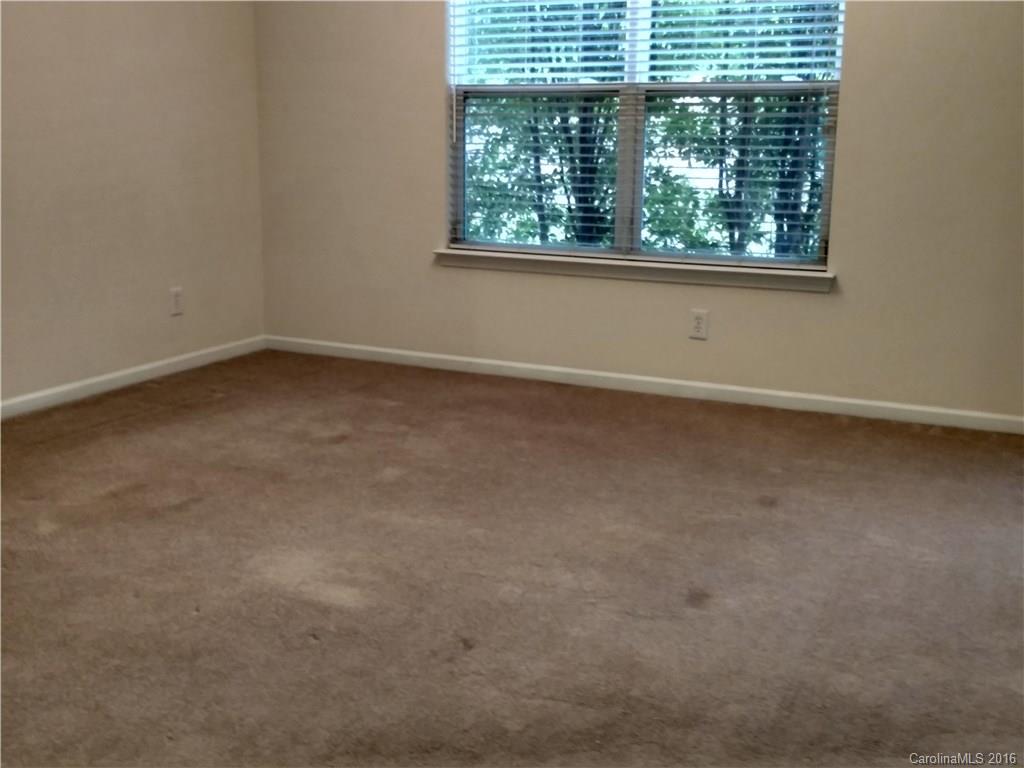 Sandy Pointe - Residential