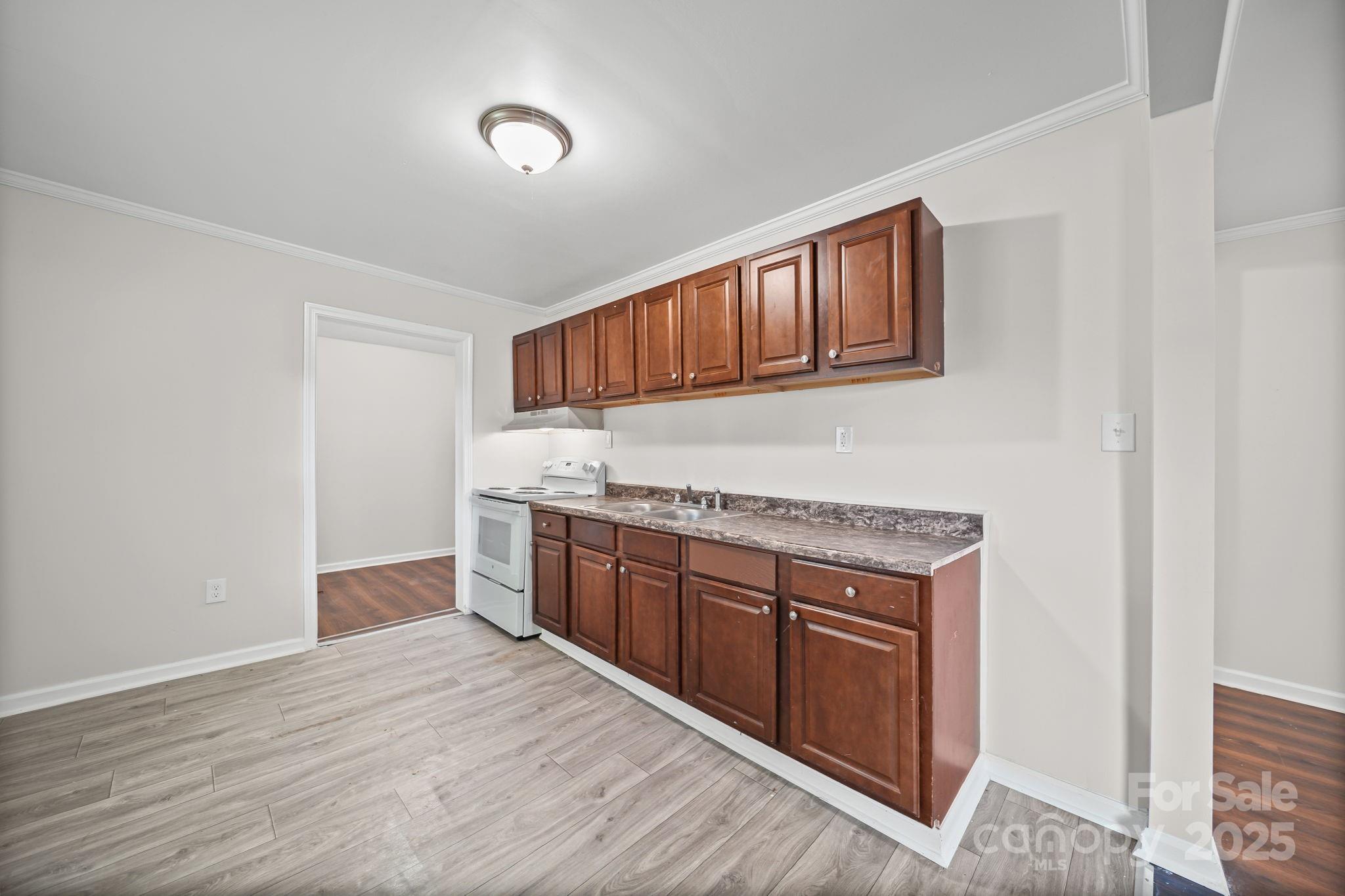 1426 Beechwood Drive