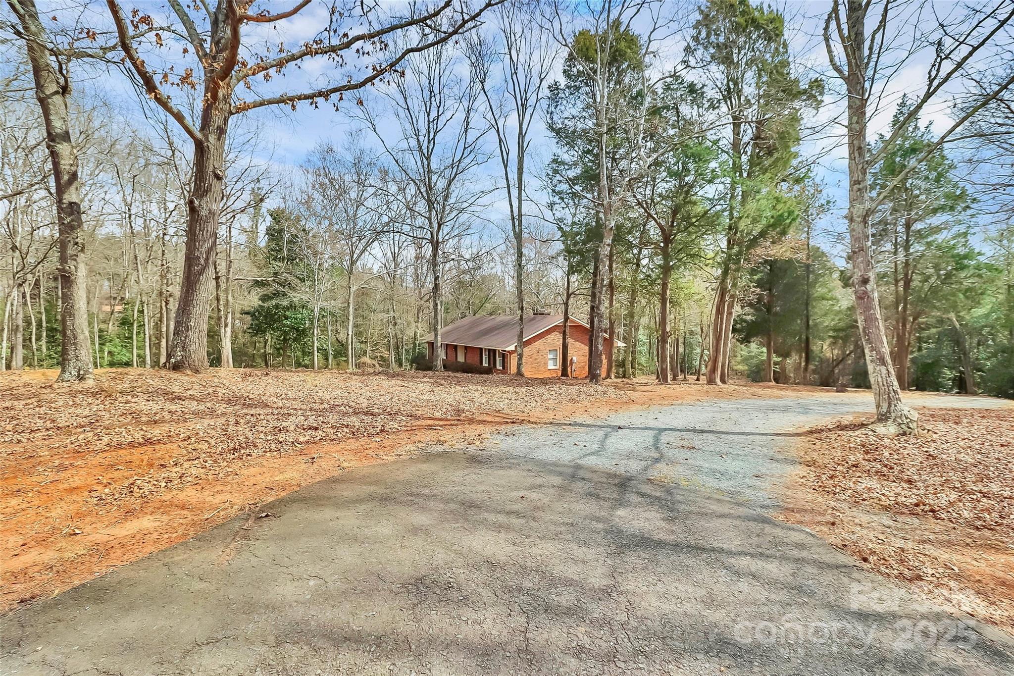 1069 W Rebound Road