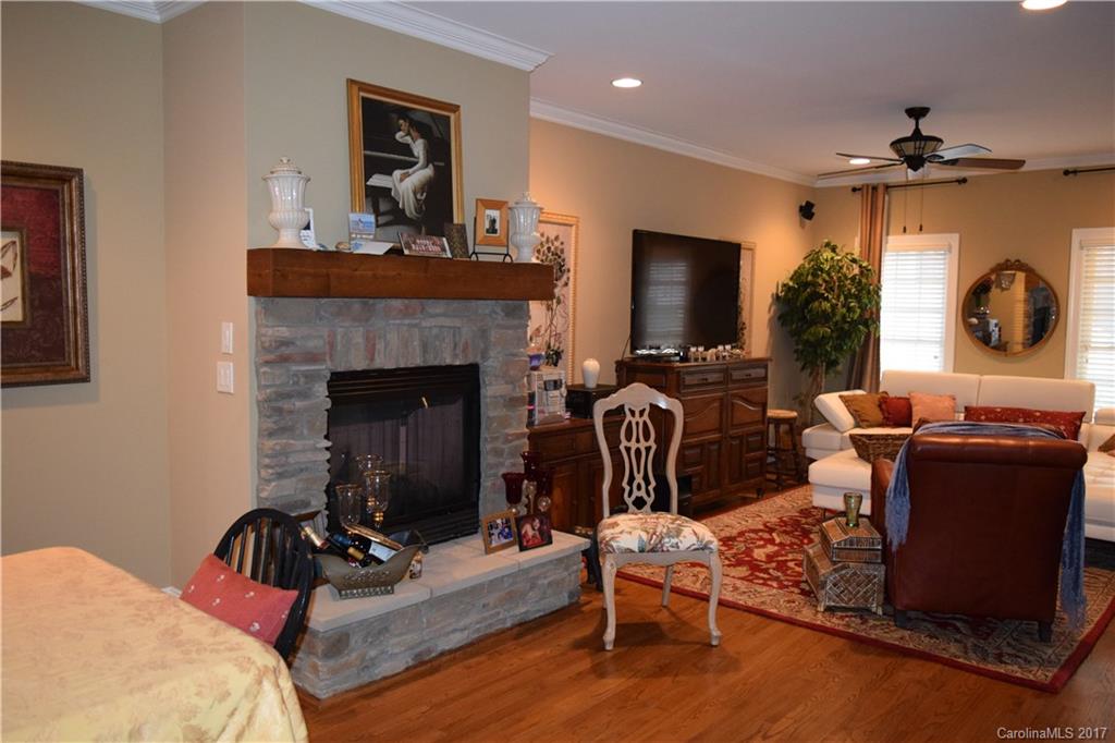 Kellswater Bridge - Residential Lease