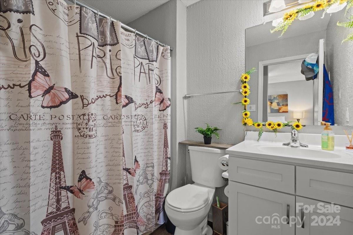 Sharon Lakes - Residential