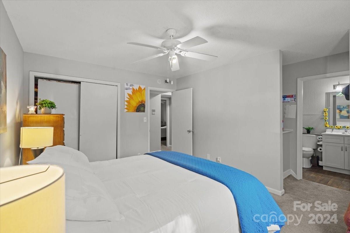 Sharon Lakes - Residential