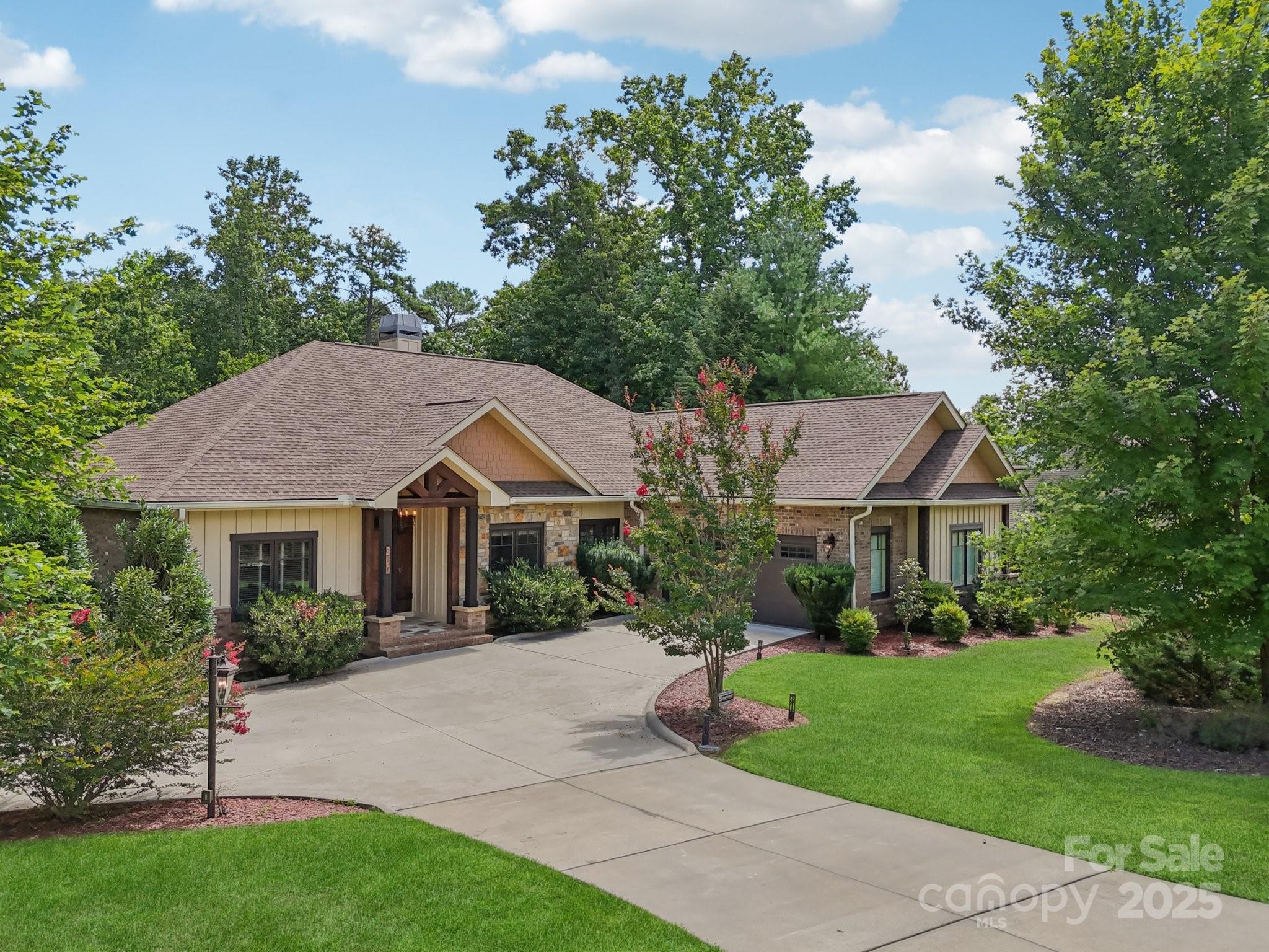 274 Majestic View Court