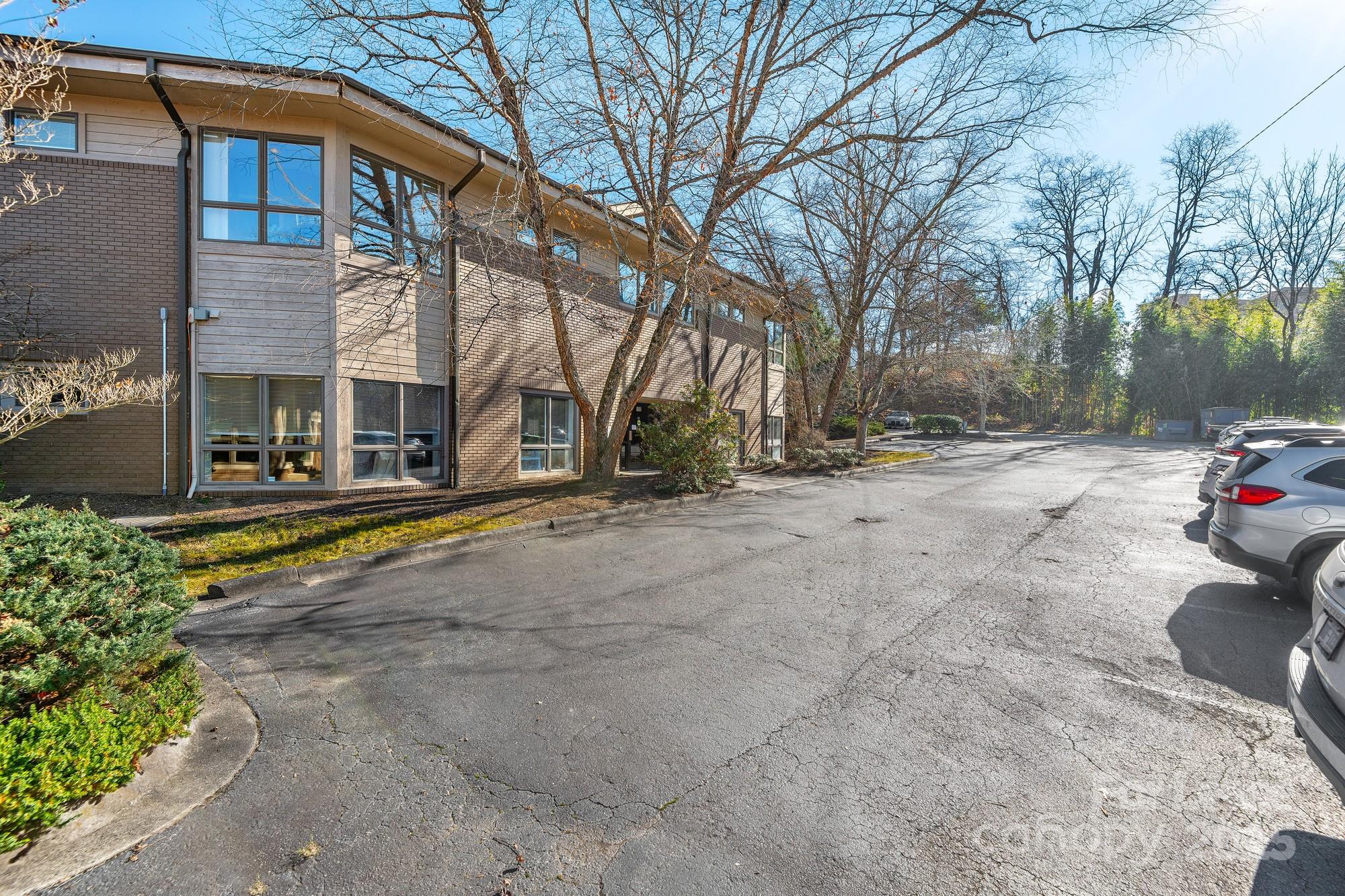 60 Livingston Street 400