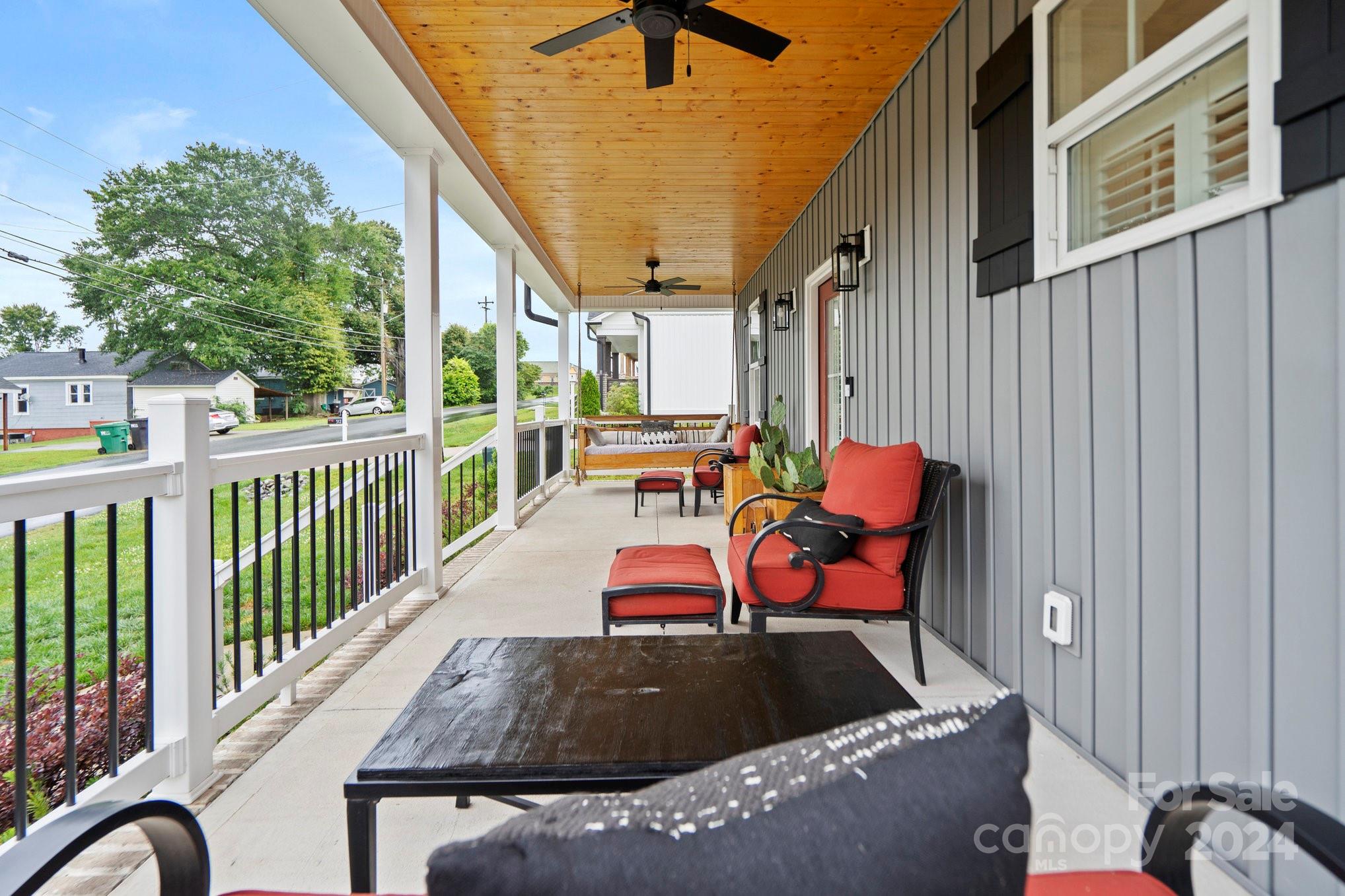 Riverside Drive - Residential