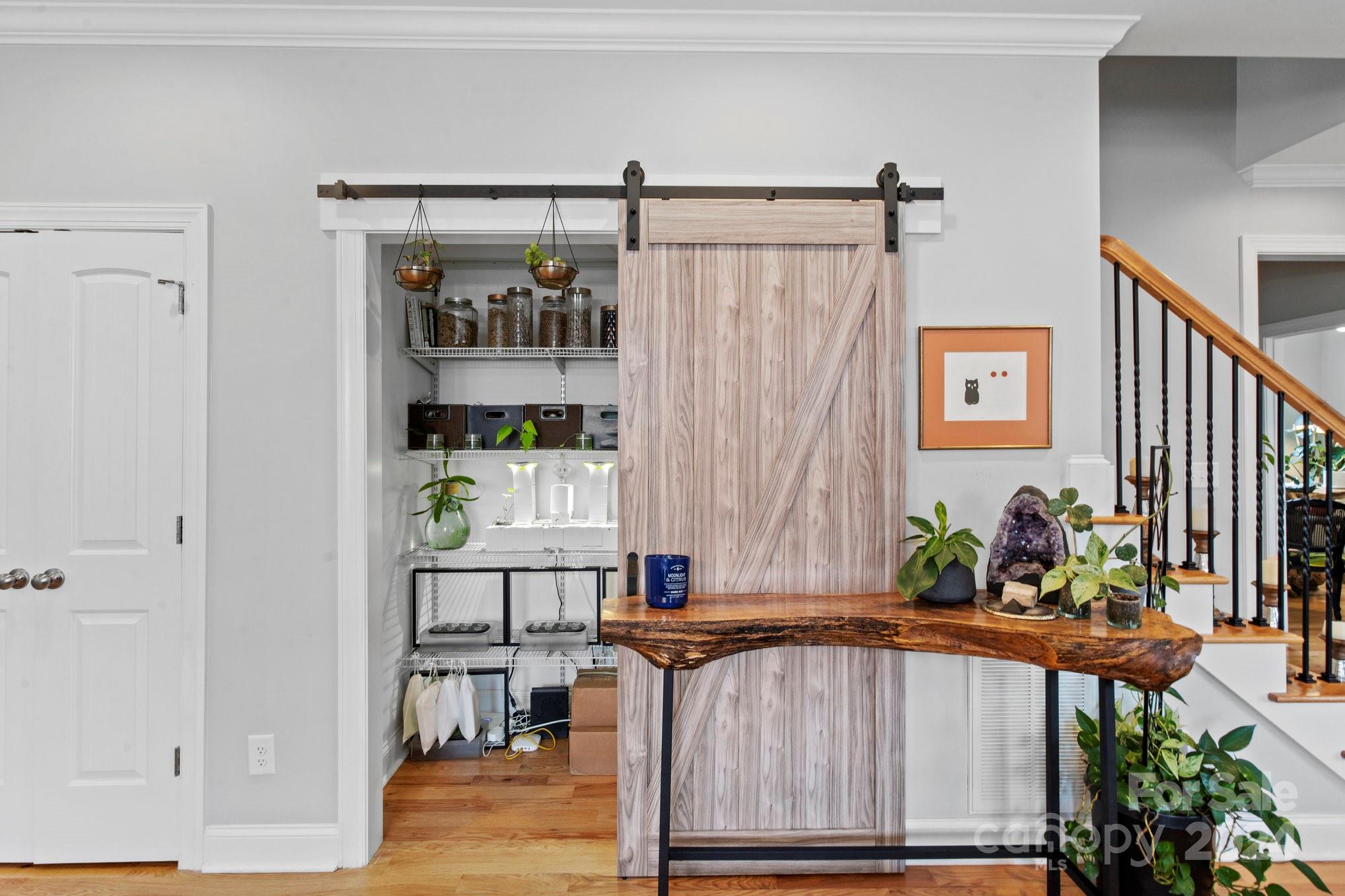 Riverside Drive - Residential