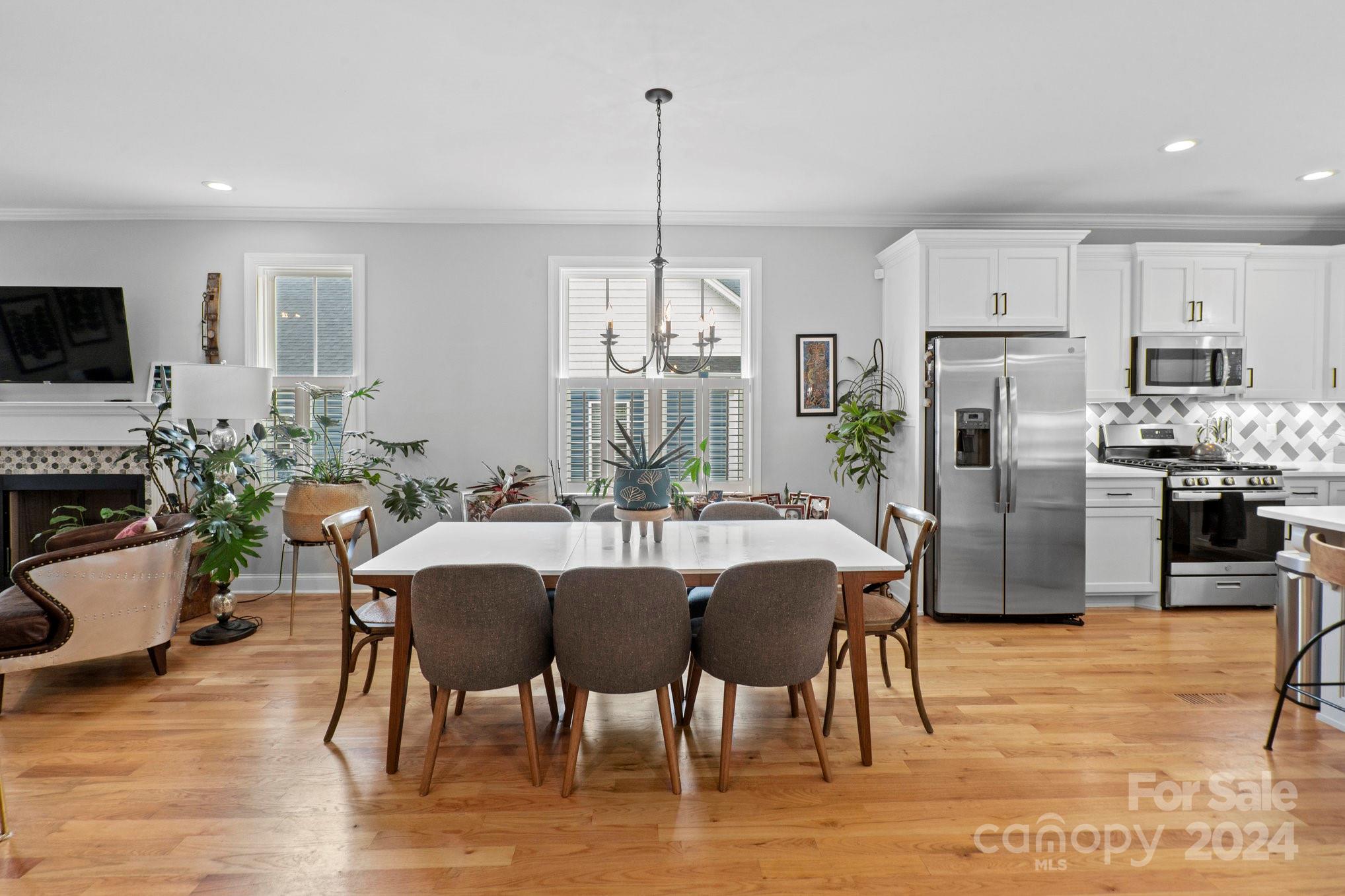 Riverside Drive - Residential