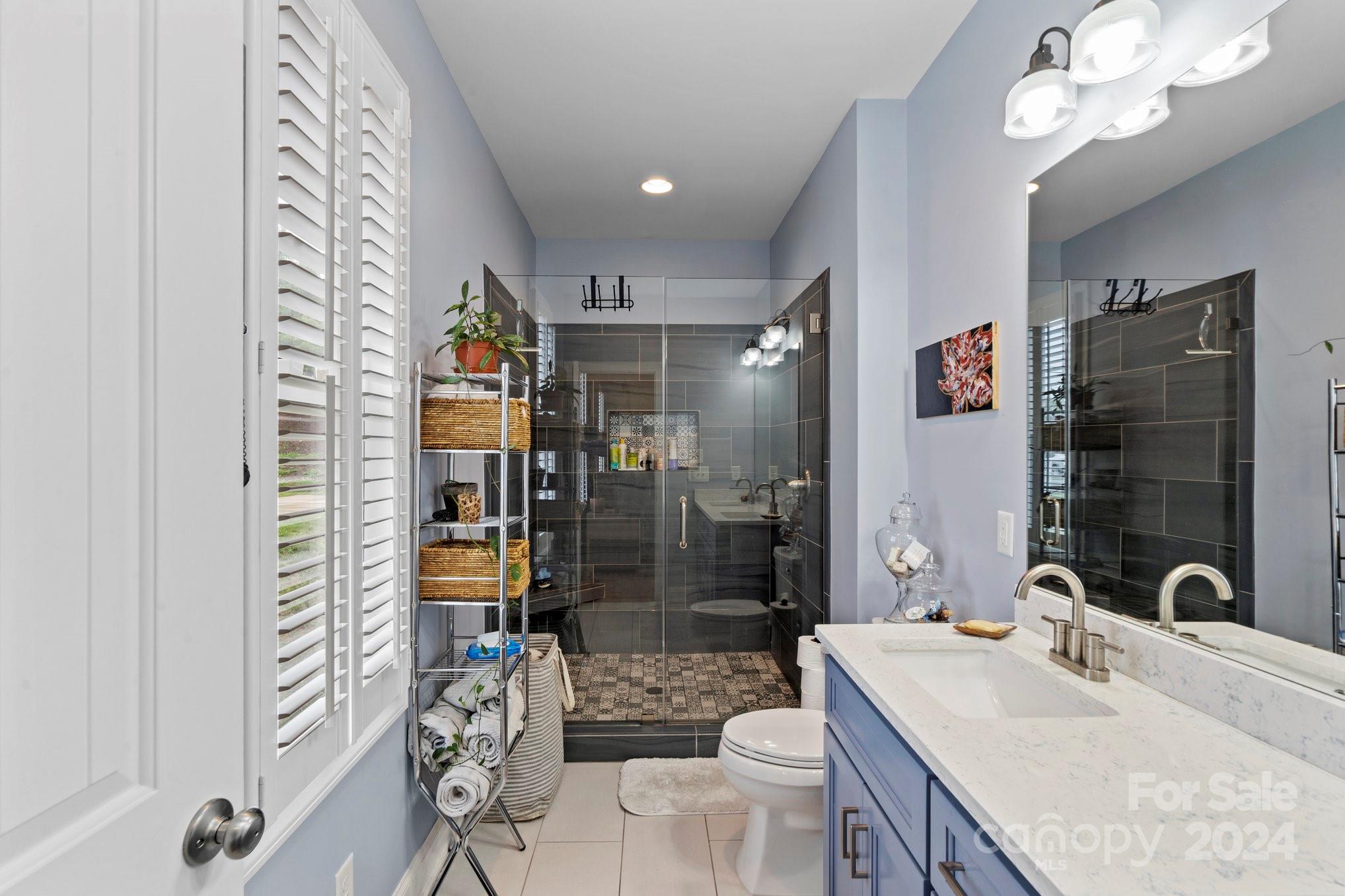 Riverside Drive - Residential