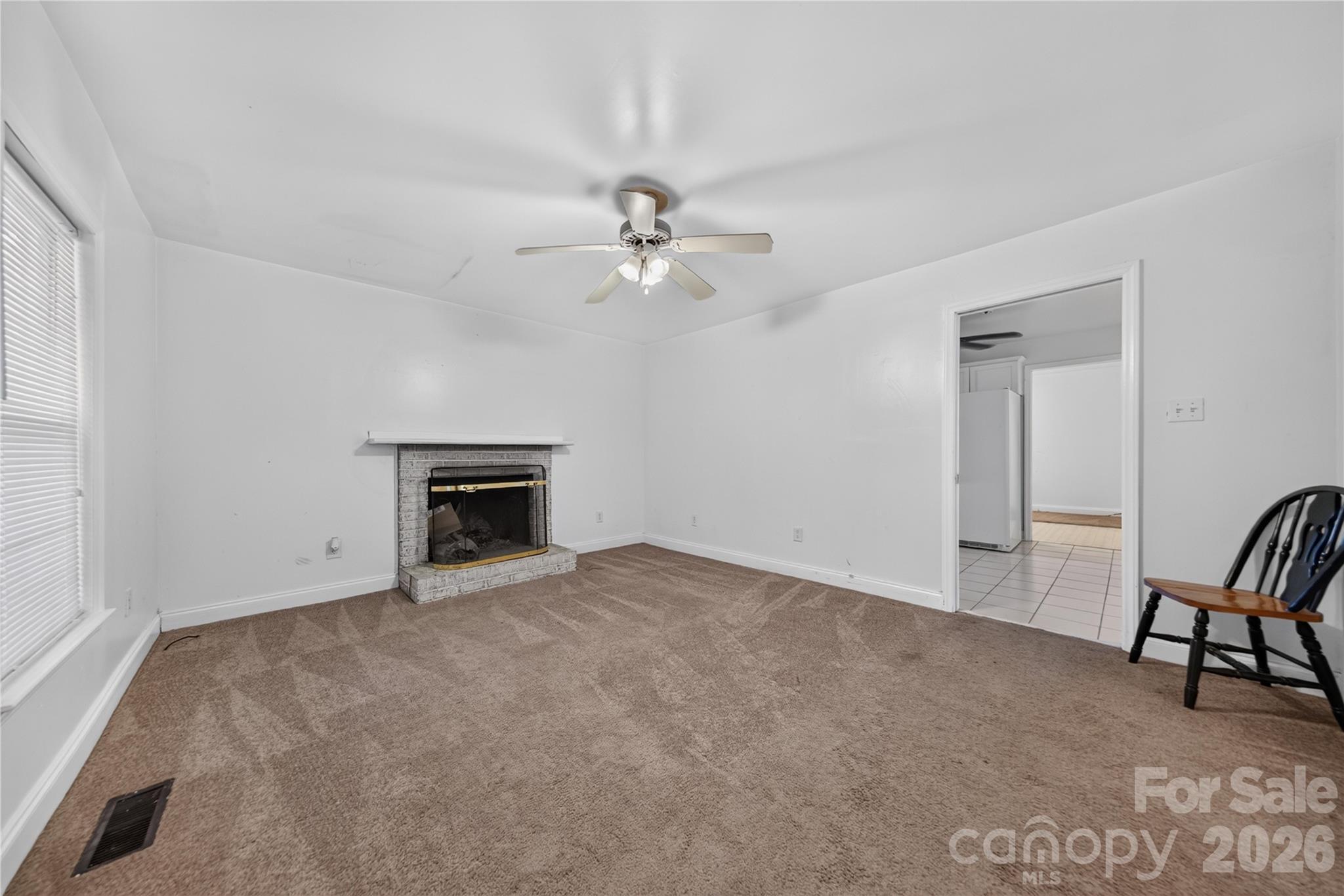 7572 Charlotte Highway