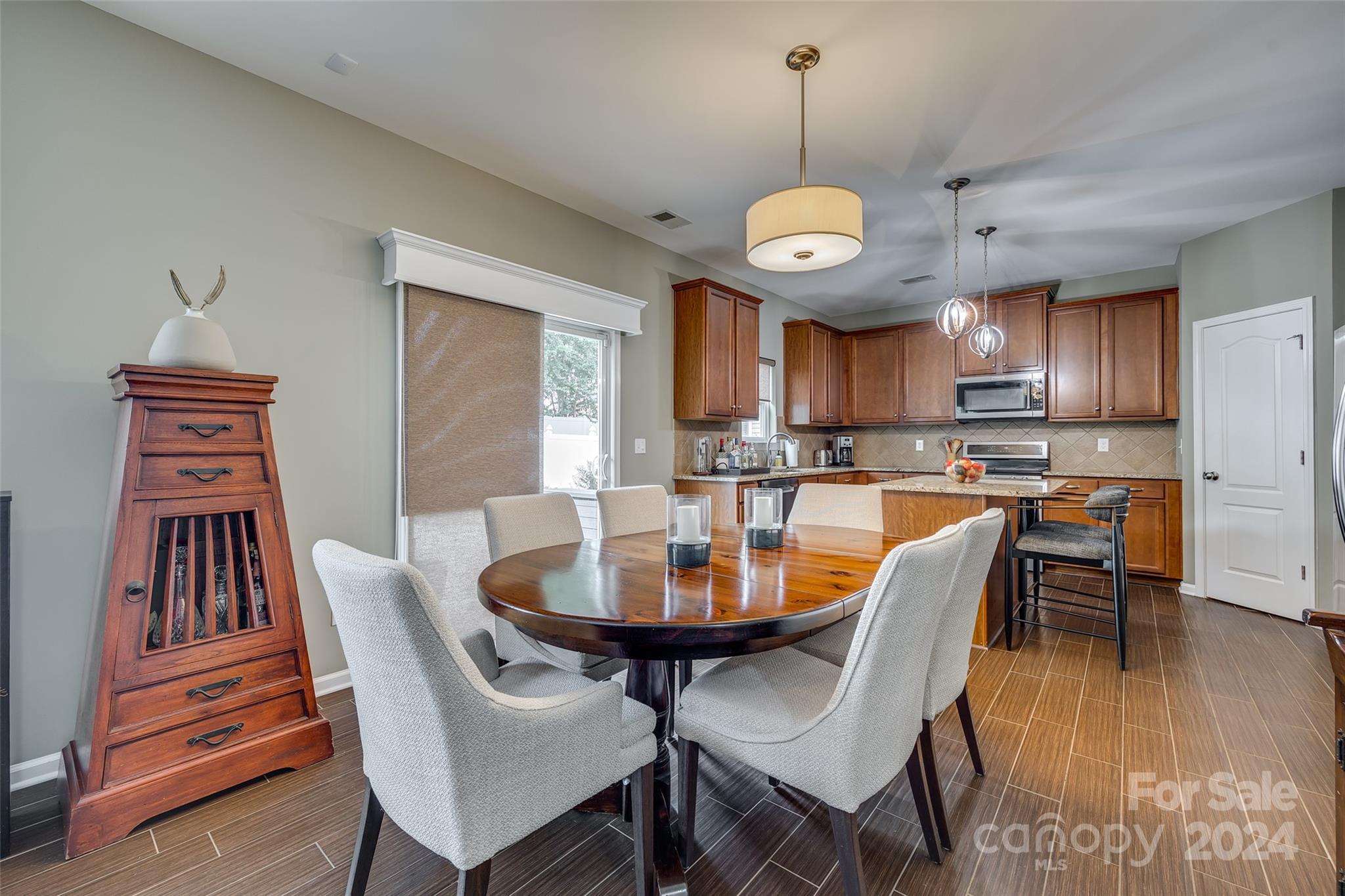 Traditions - Residential