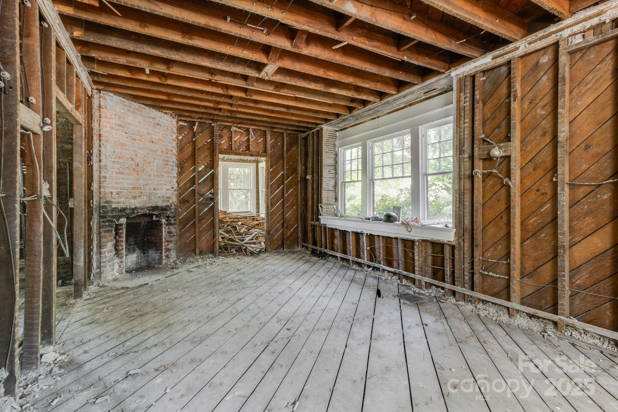 Wales Garden - Residential