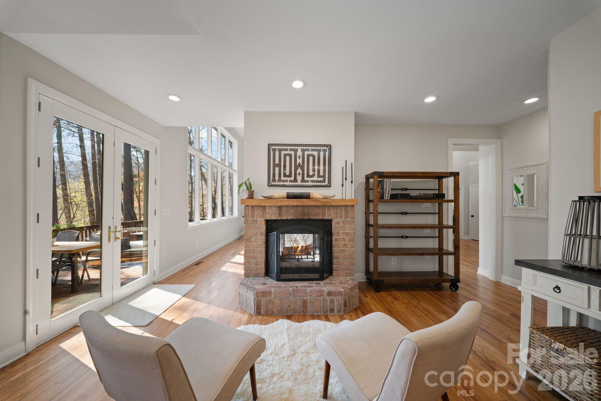 Hawks Landing - Residential