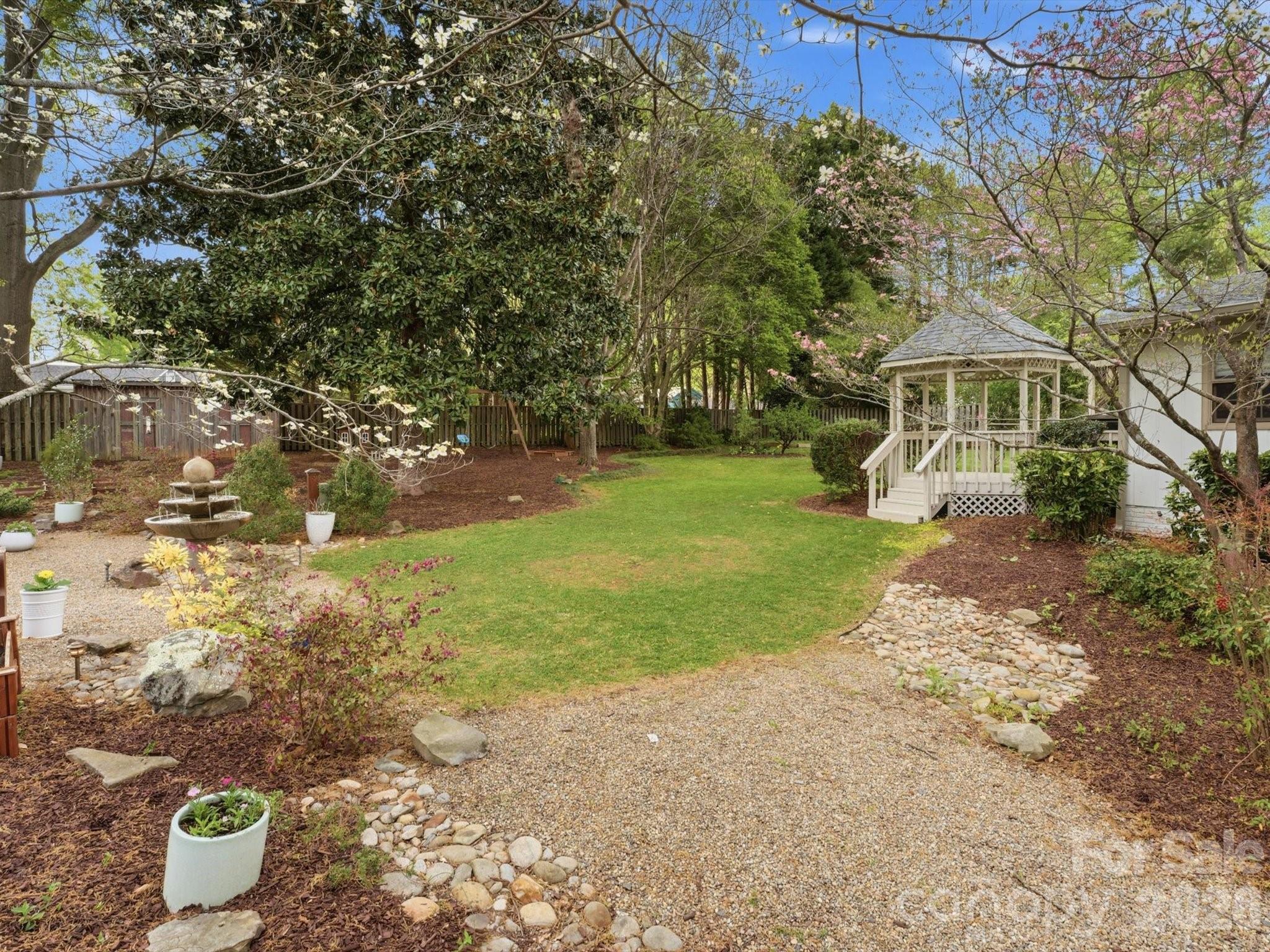 Twin Oaks - Residential