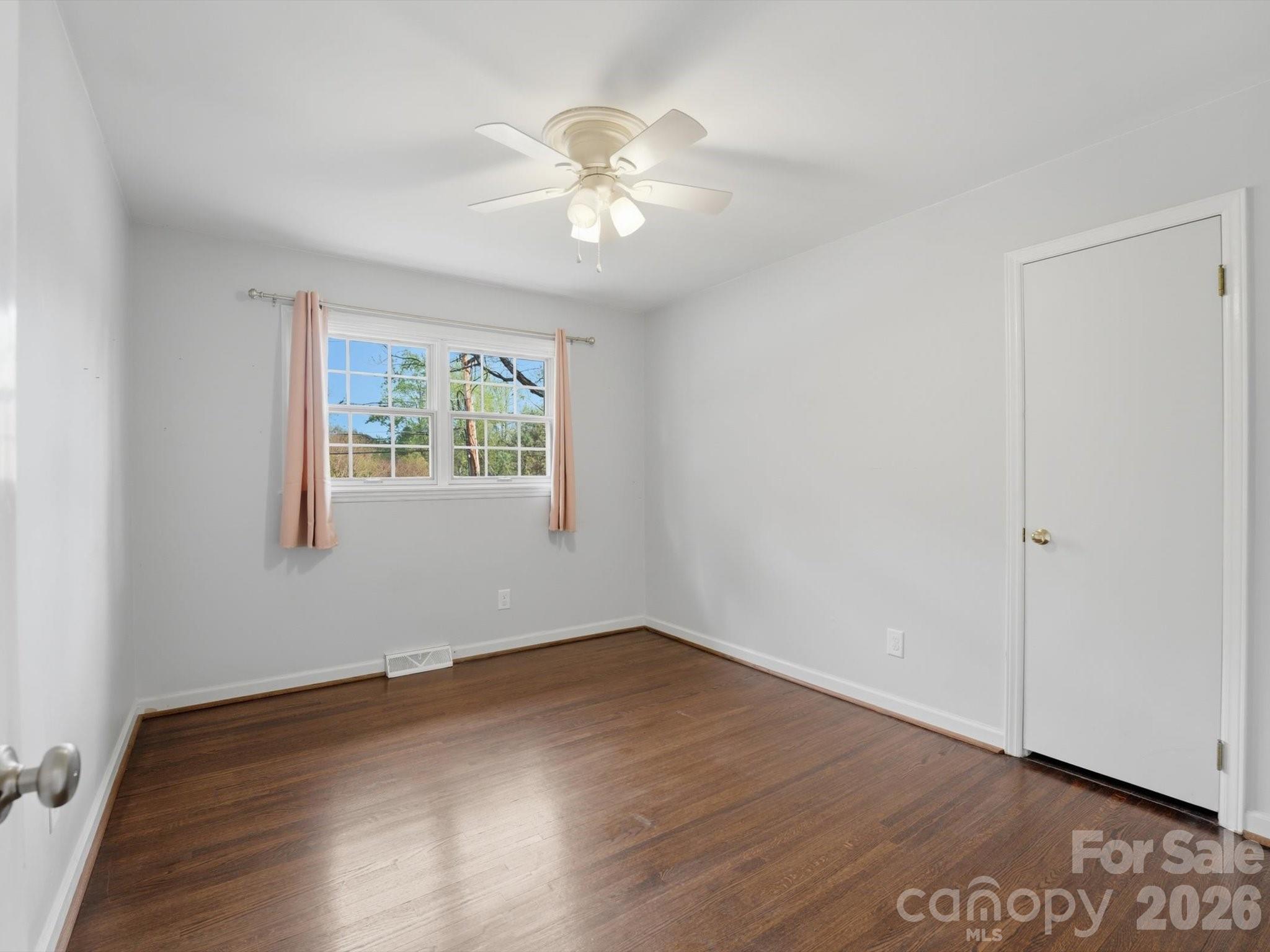 Twin Oaks - Residential