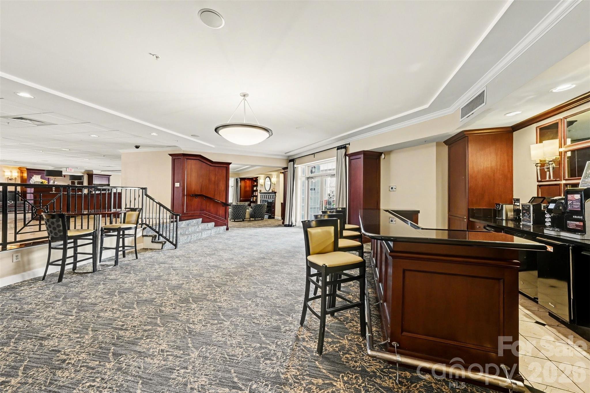 Fifth and Poplar - Residential