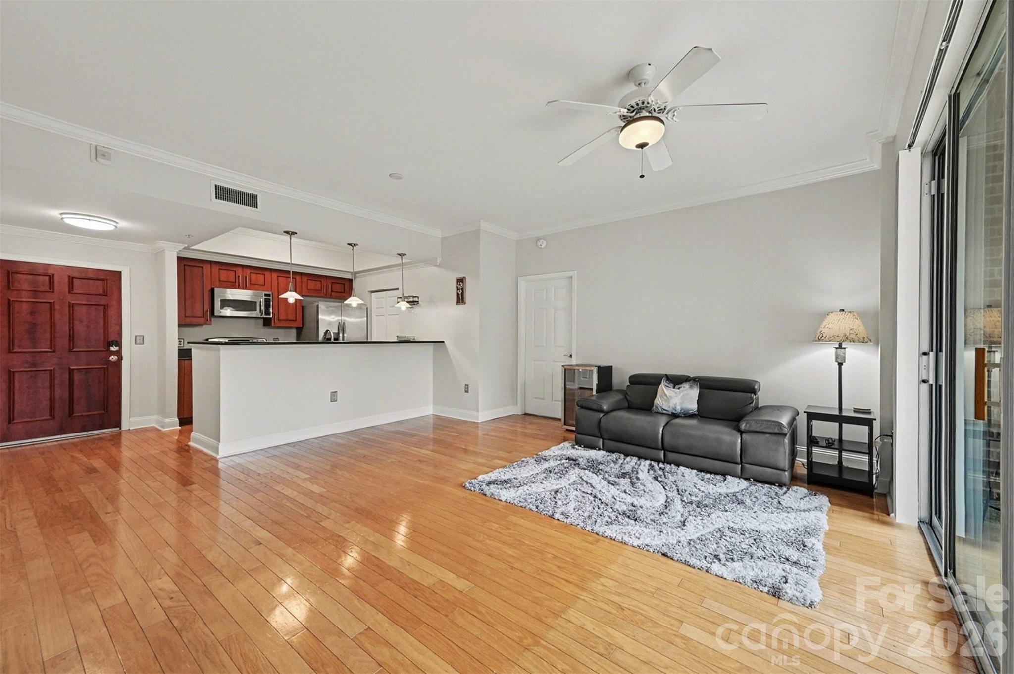 Fifth and Poplar - Residential