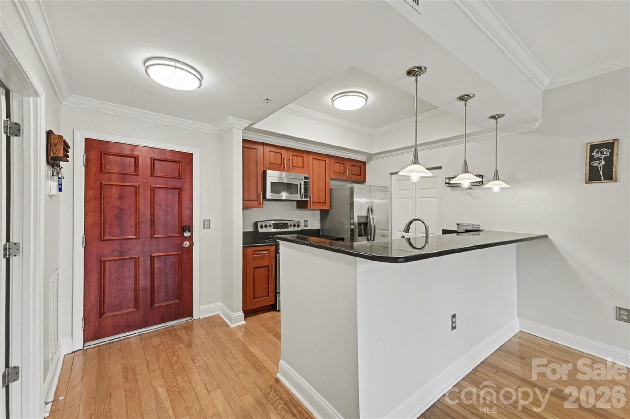 300 W 5th Street 336